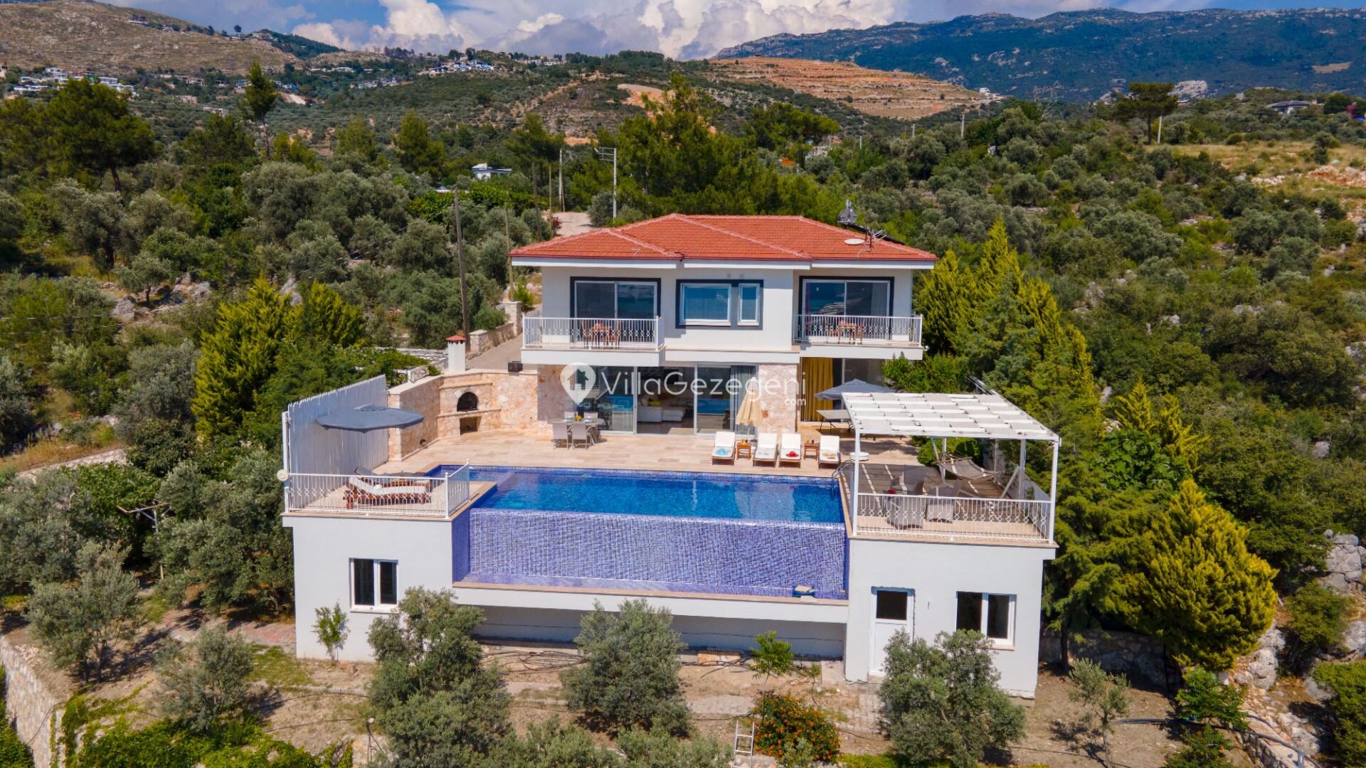 Villa Lina Drone / hava çekimi 2 – Üzümlü kiralık villa