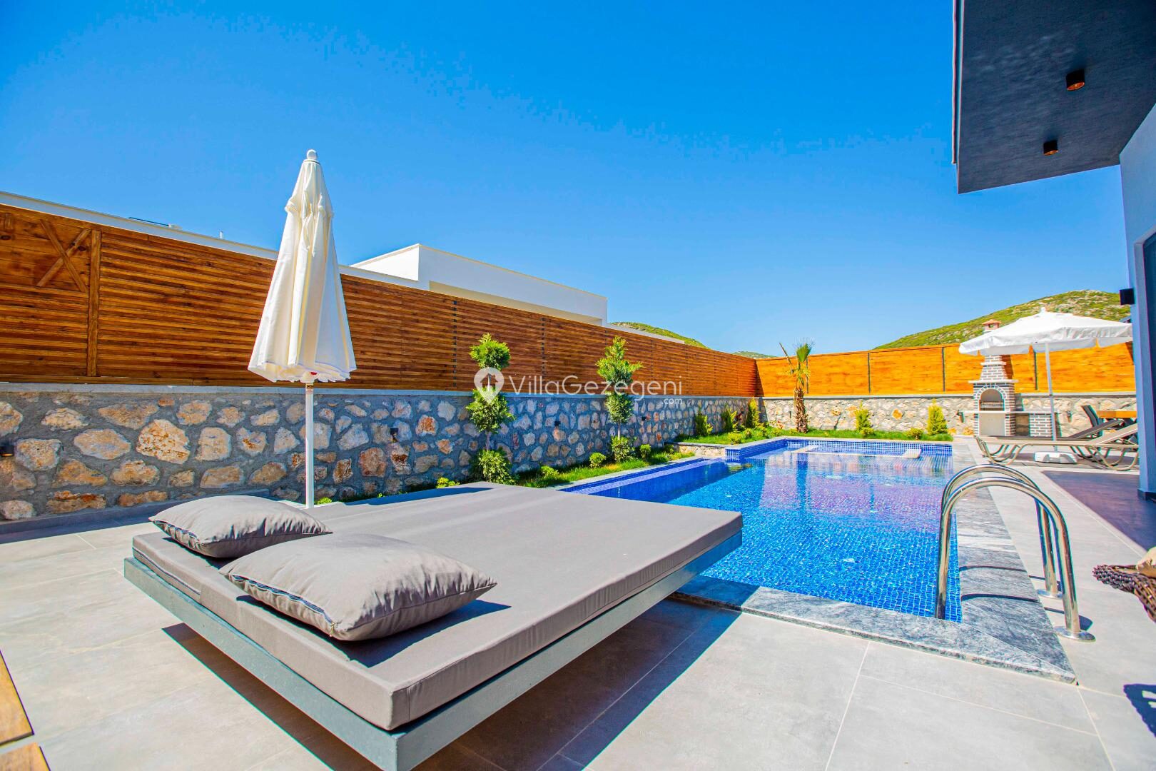 Villa Montenegro — 30