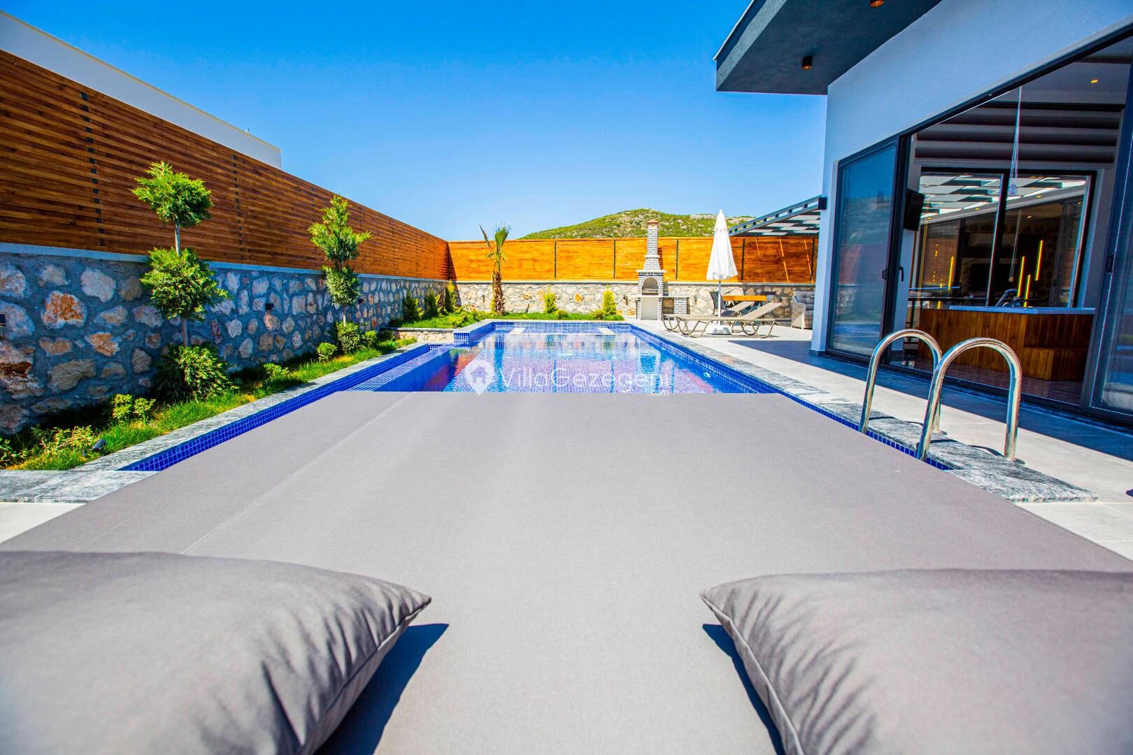 Villa Montenegro — 31