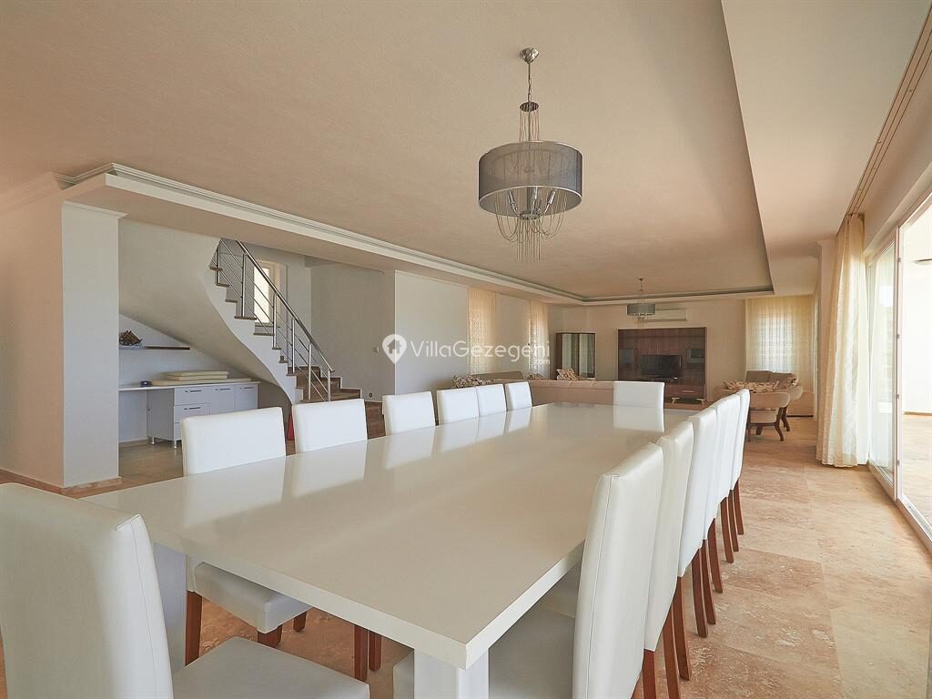 Villa Falcon Exclusive — 30
