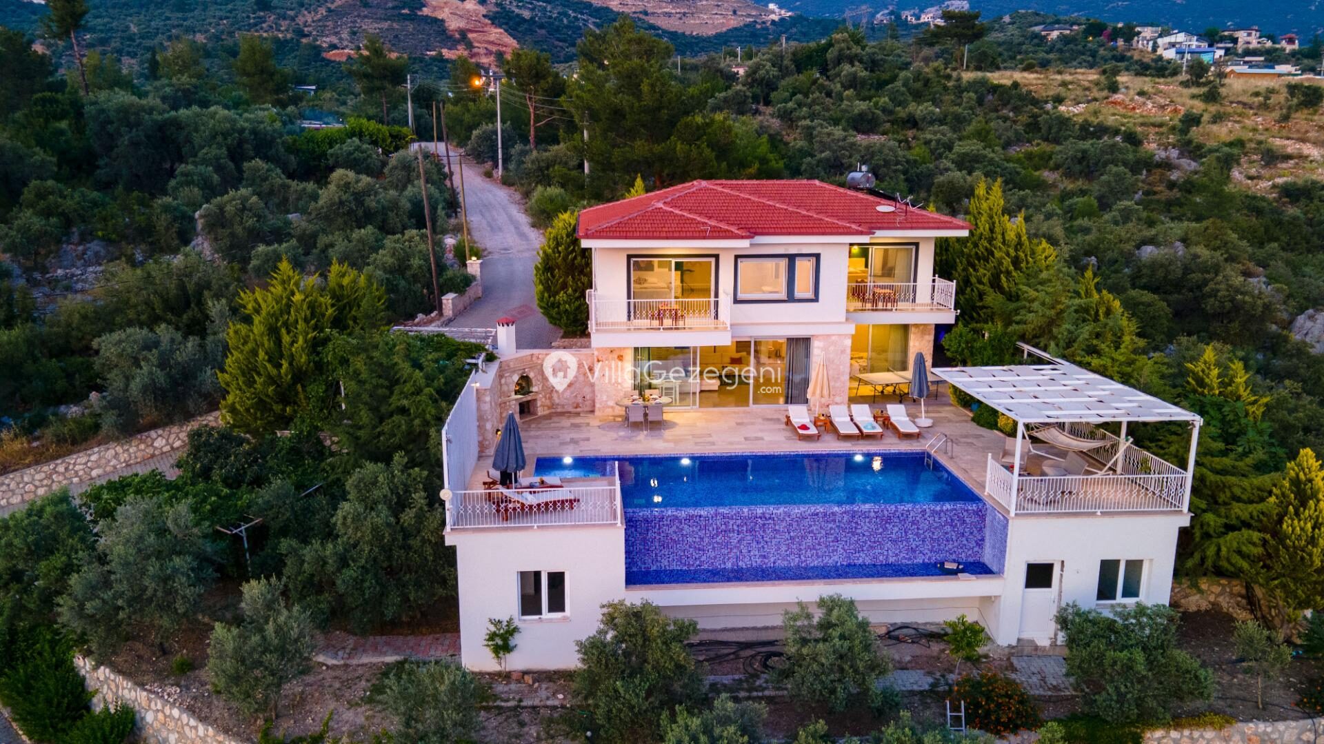 Villa Lina Drone / hava çekimi 6 – Üzümlü kiralık villa