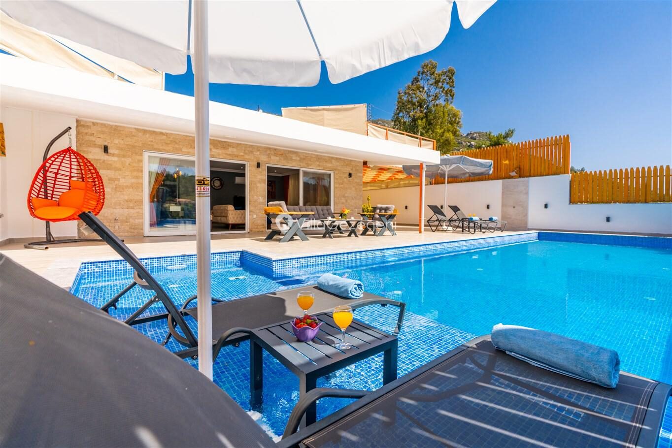 Villa Amber Uno — 2