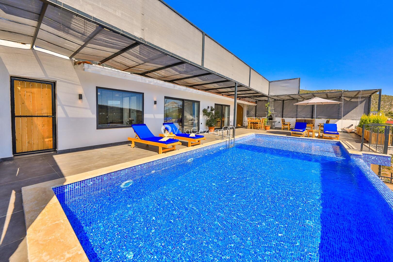 Villa Summery — 4