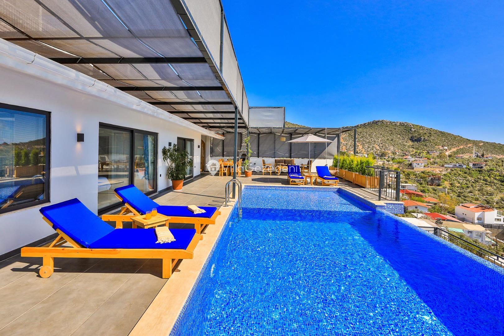Villa Summery — 20