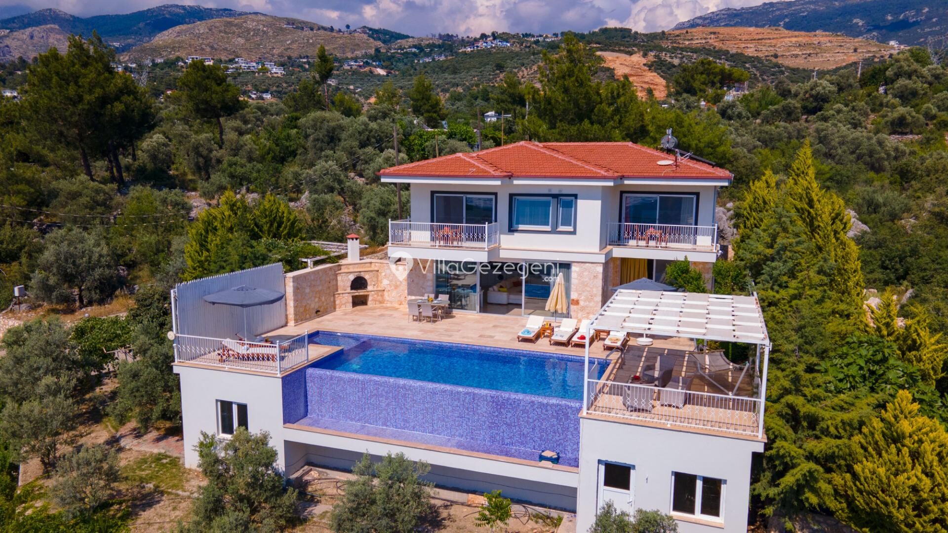 Villa Lina Drone / hava çekimi 8 – Üzümlü kiralık villa