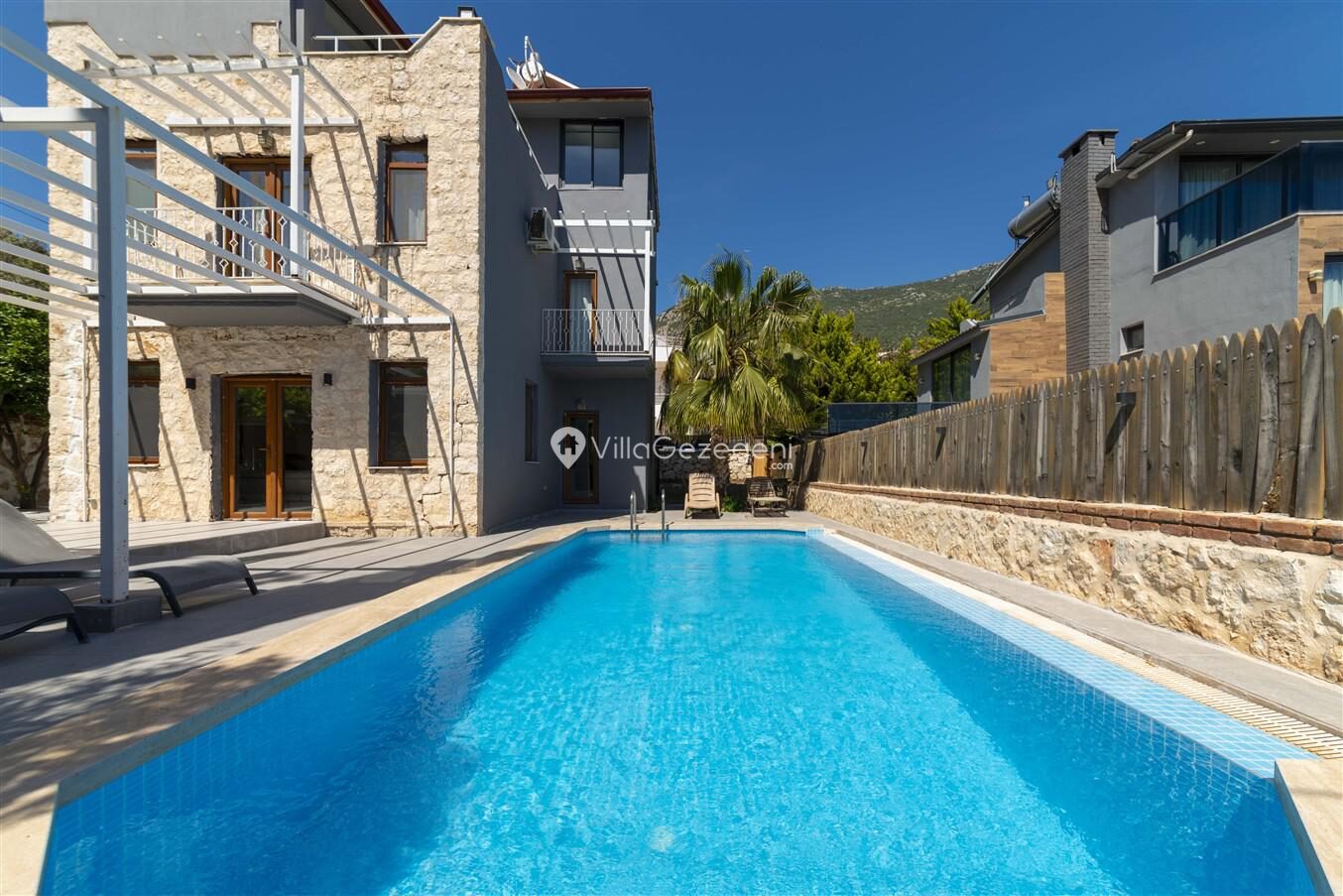 Villa Ea — 3