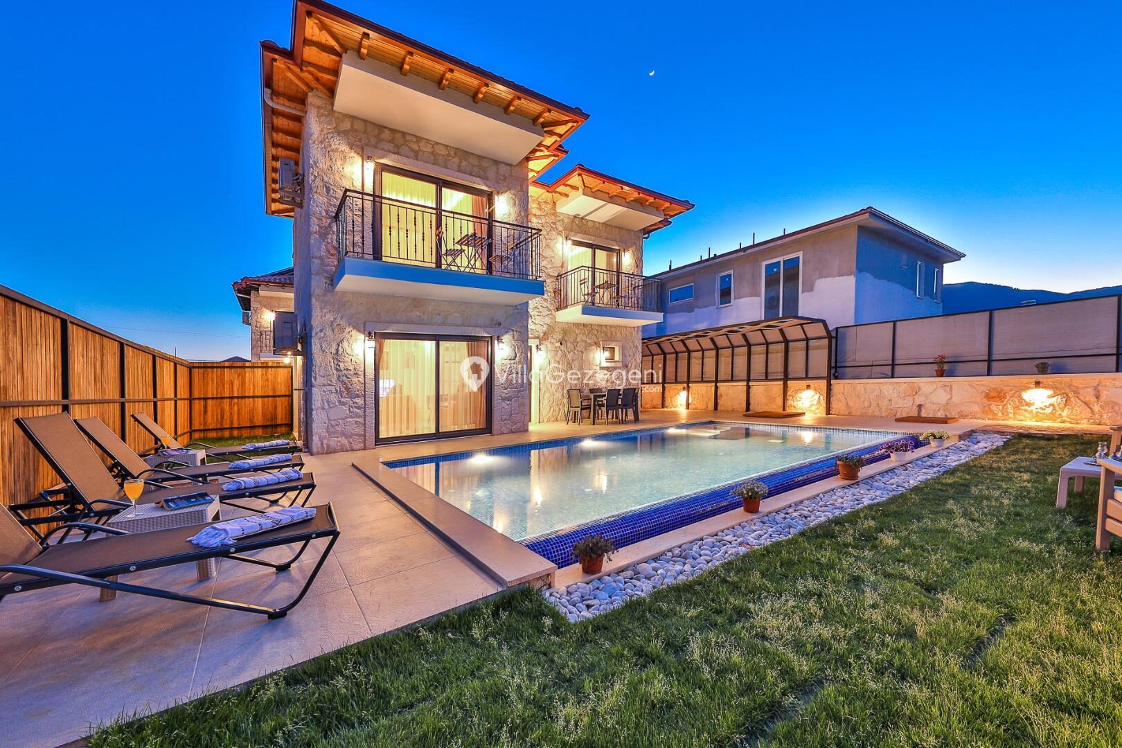 Villa Kaşlı 1 — 5