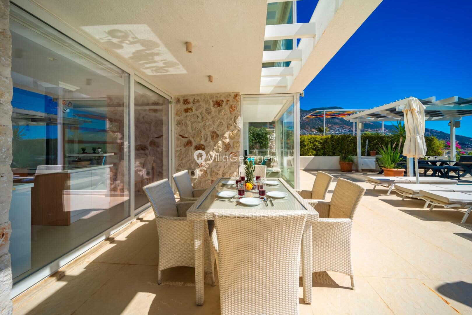 Villa Chremado — 13