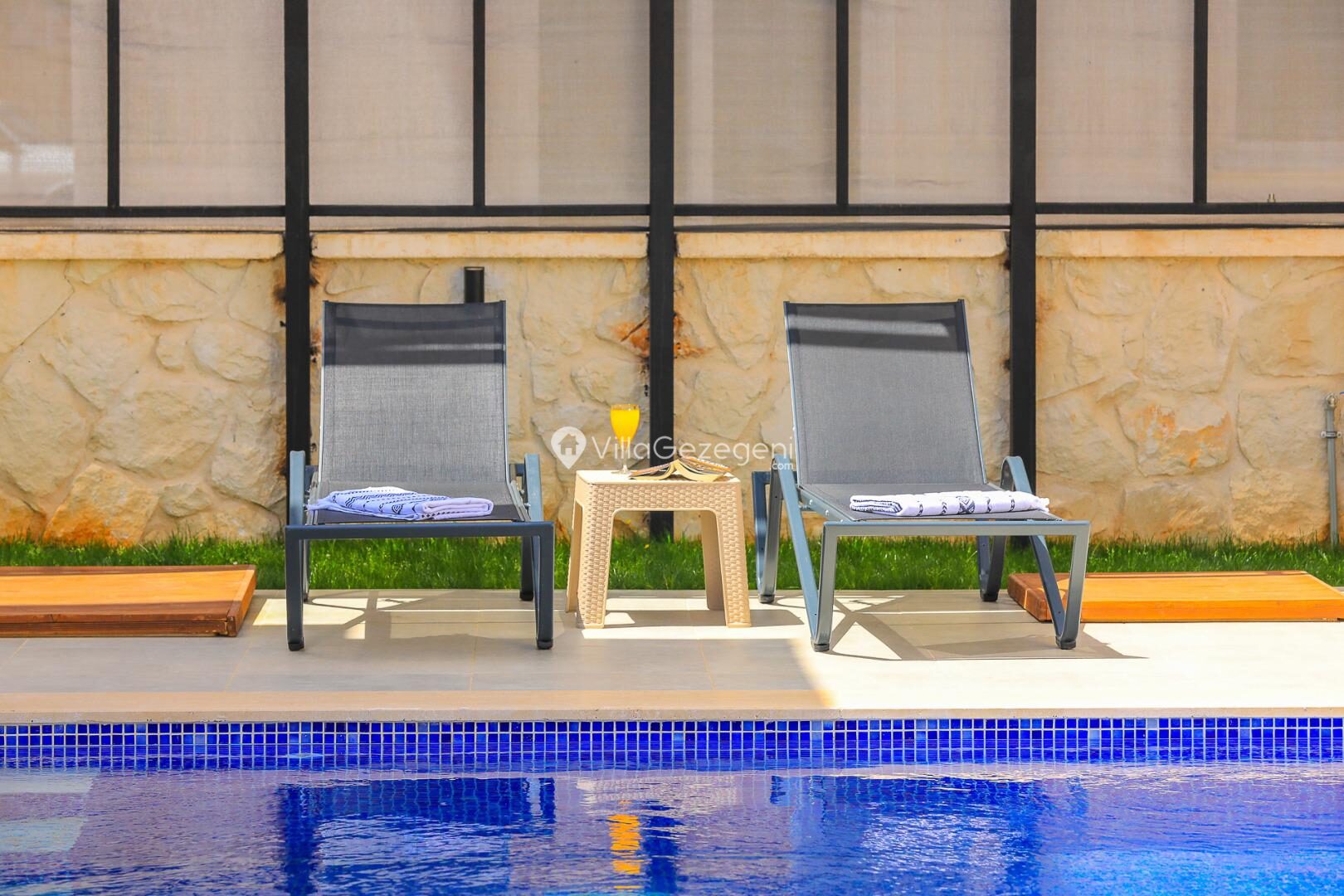 Villa Kaşlı 2 – Çukurbağ kiralık villa