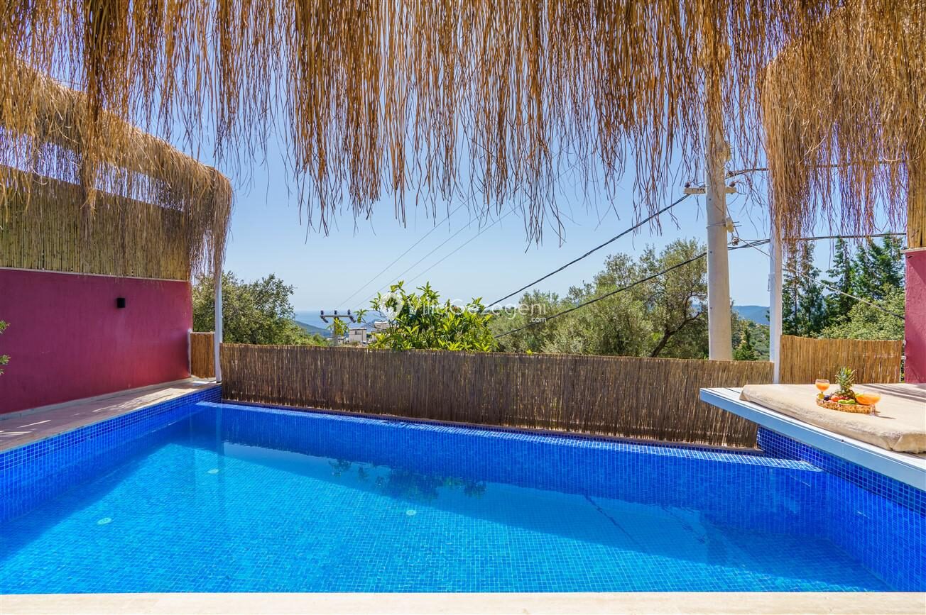 Villa Mira Queen — 10