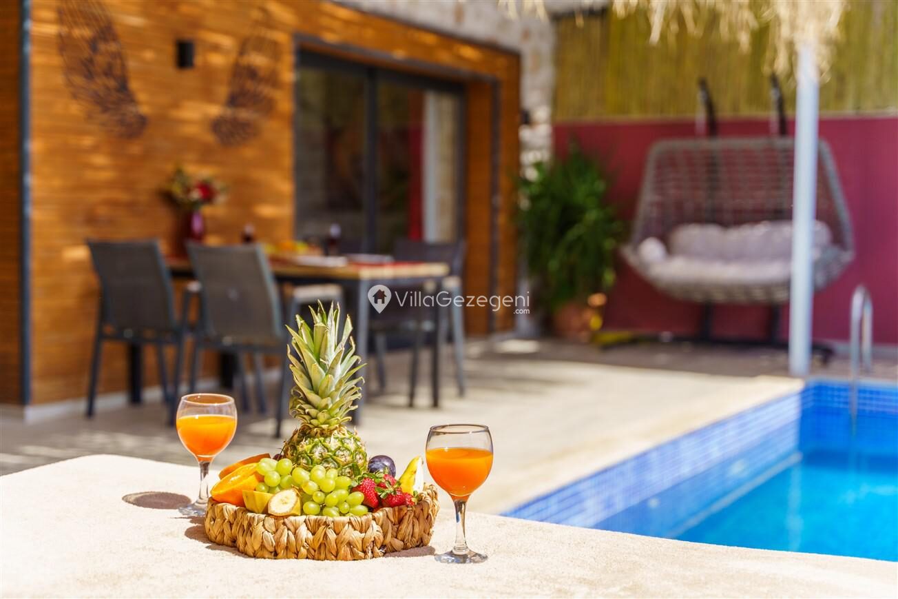 Villa Mira Queen — 18