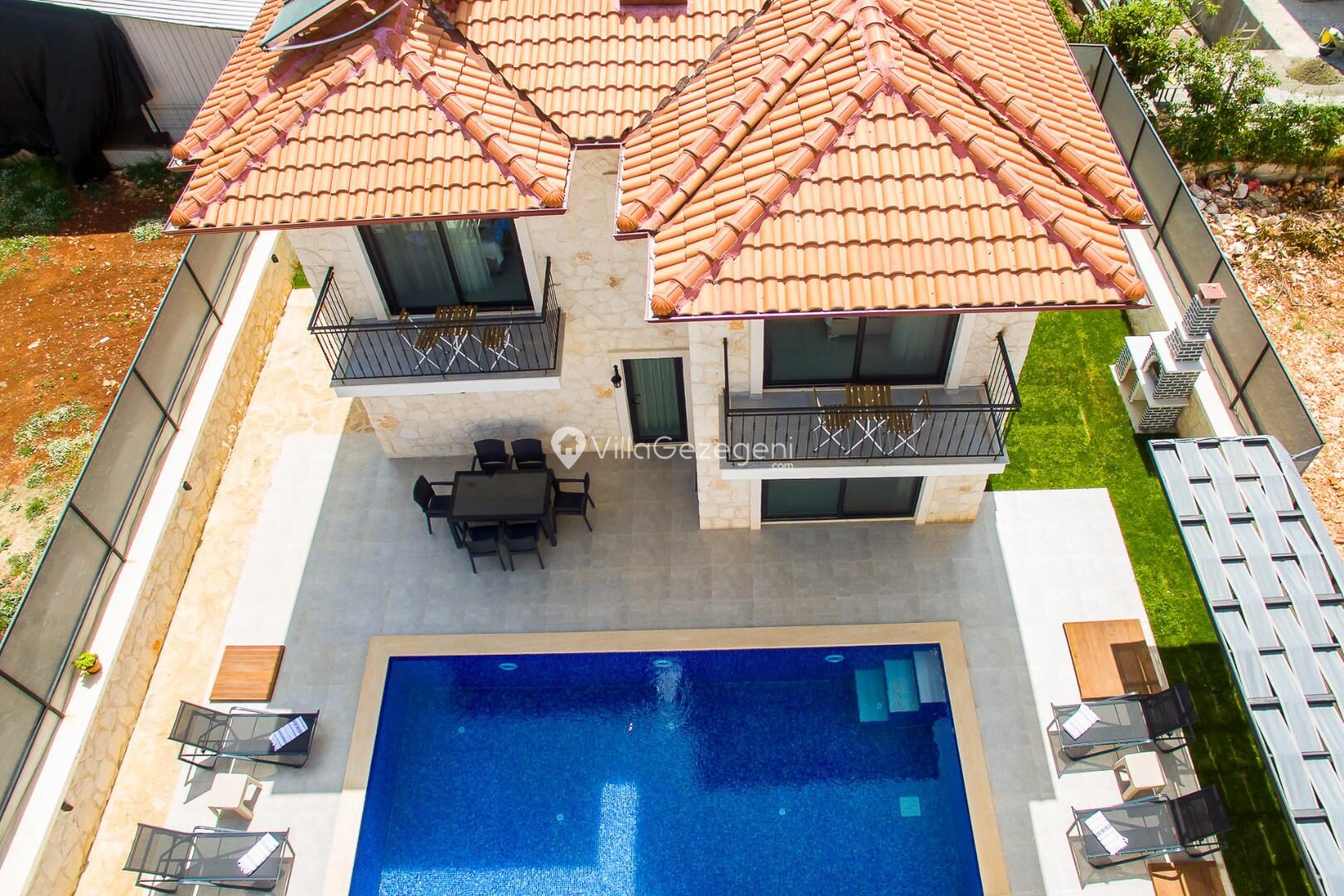 Villa Kaşlı 2 – Çukurbağ kiralık villa