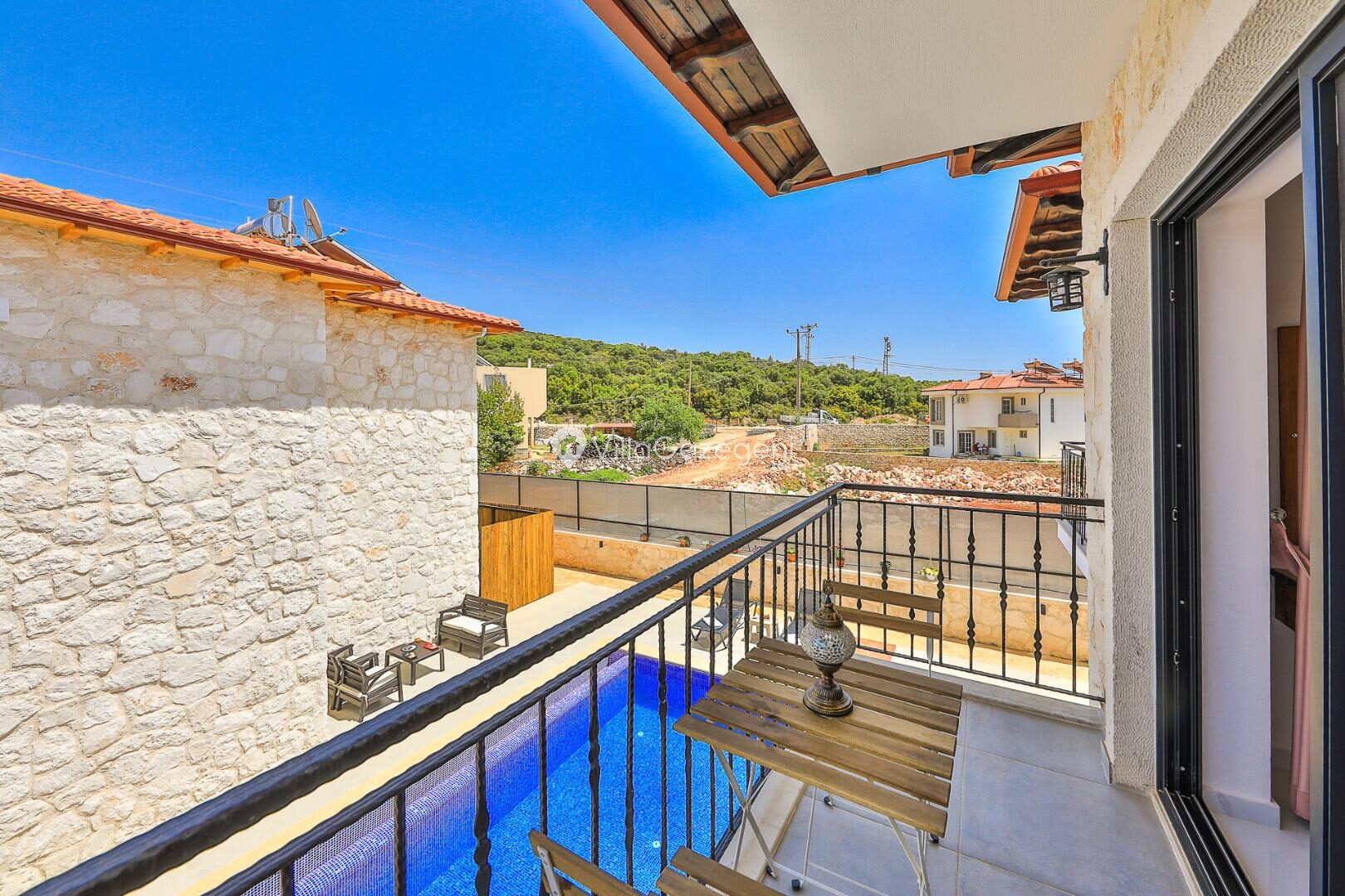 Villa Kaşlı 2 – Çukurbağ kiralık villa