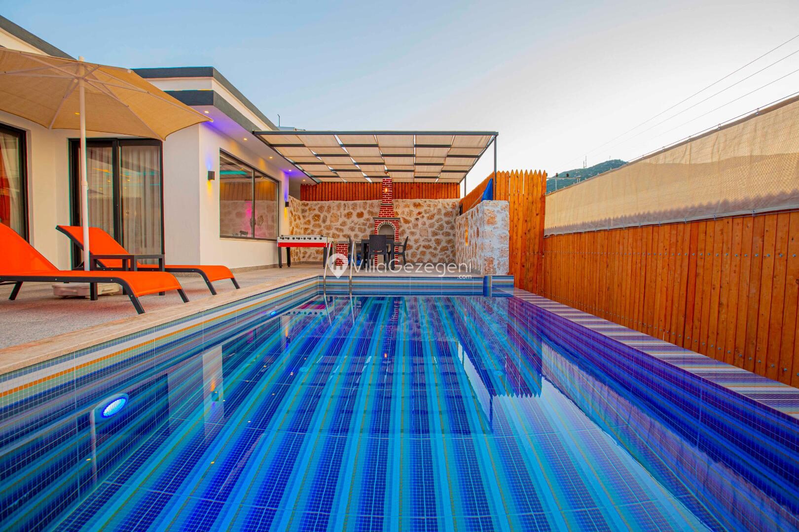 Villa Monica 1 — 2