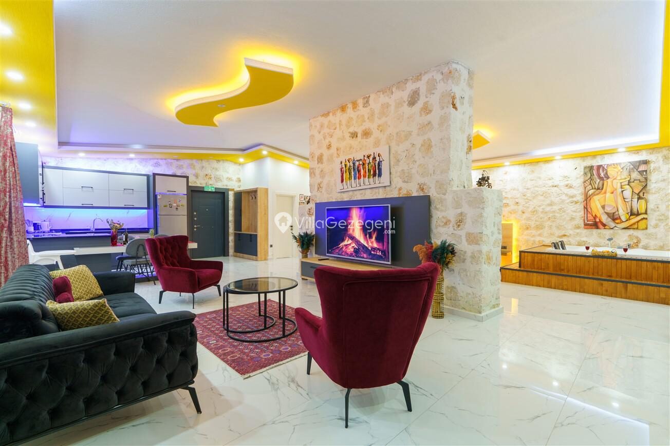Villa Mira Queen — 35