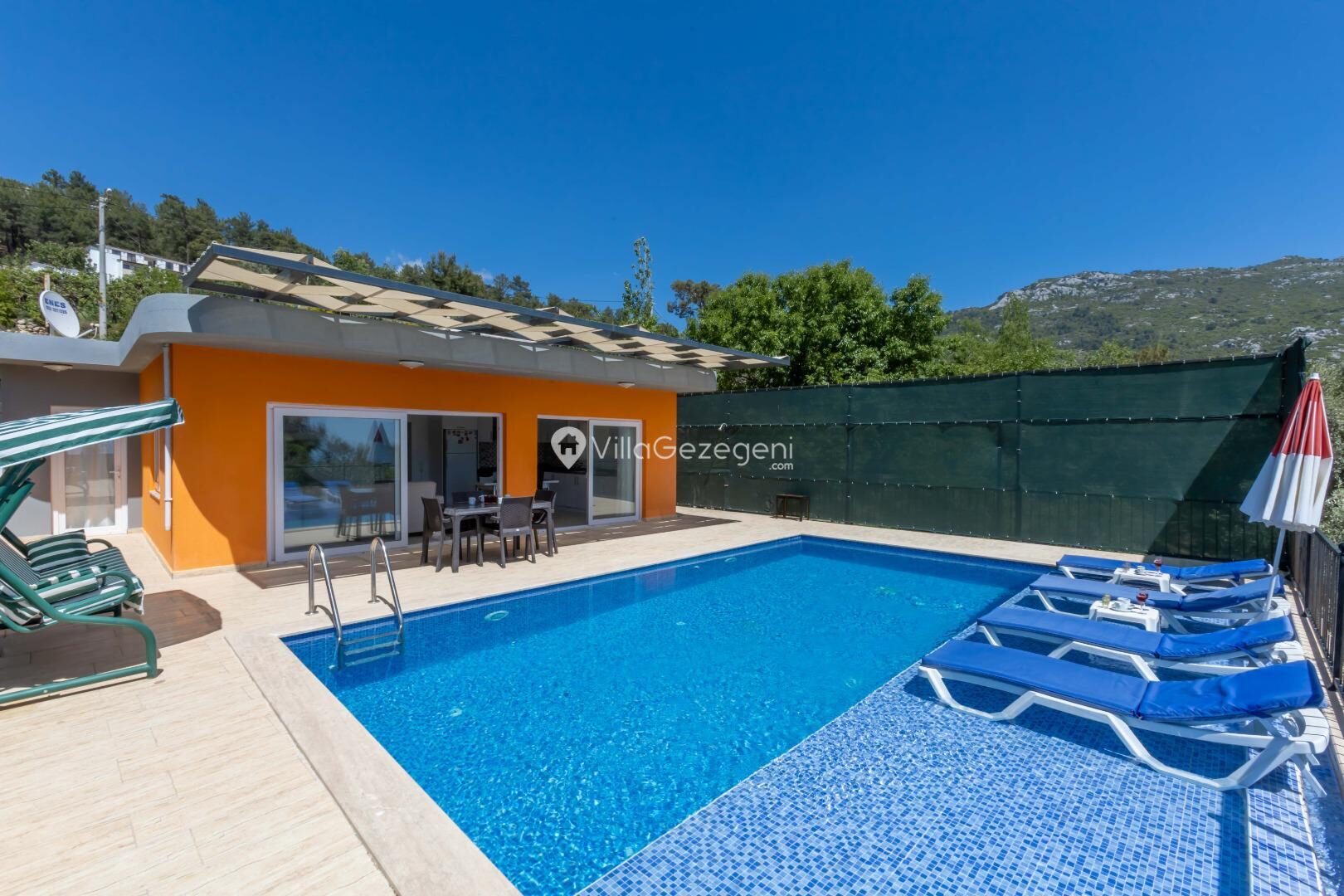 Villa Heves — 1