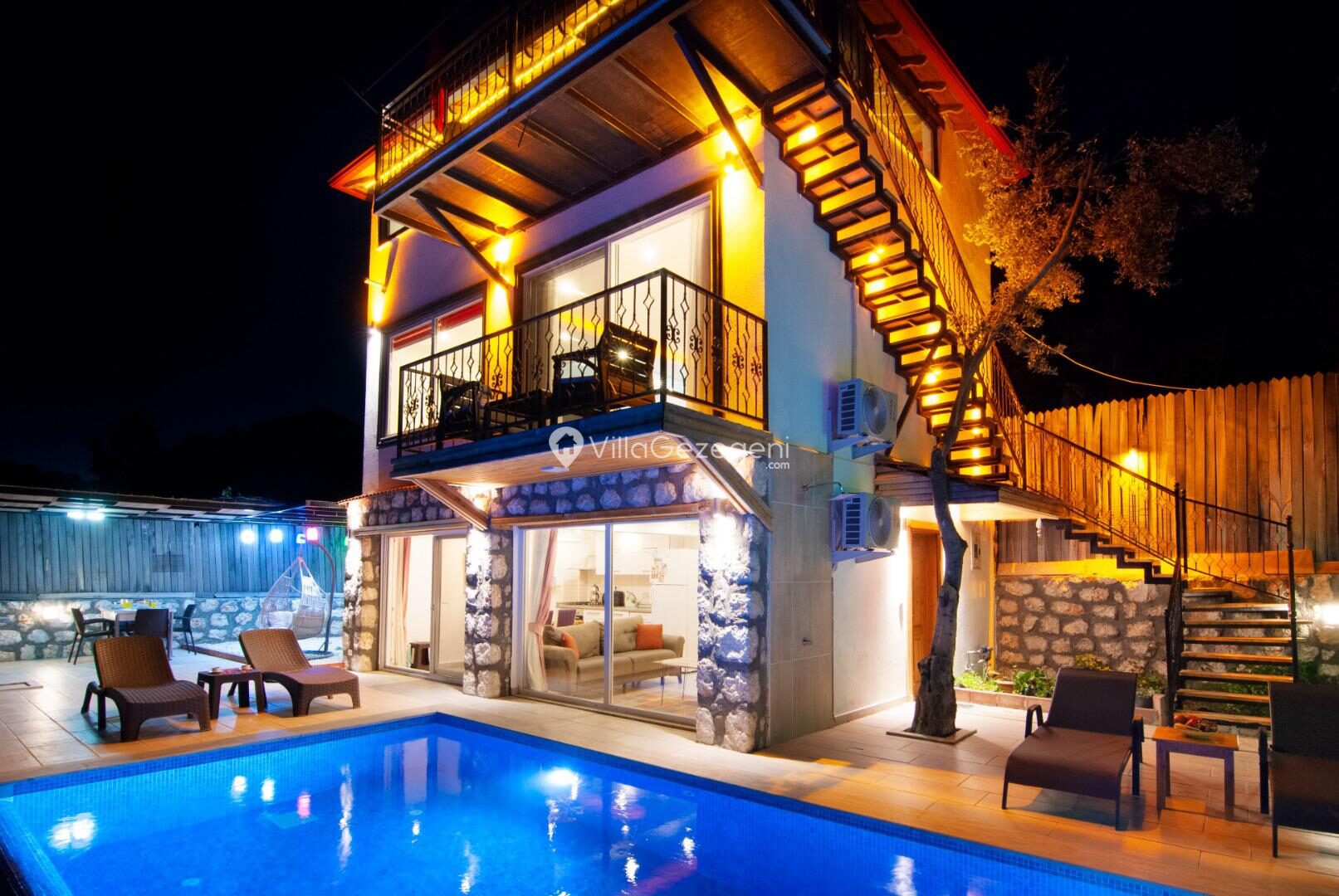 Villa Saten — 24