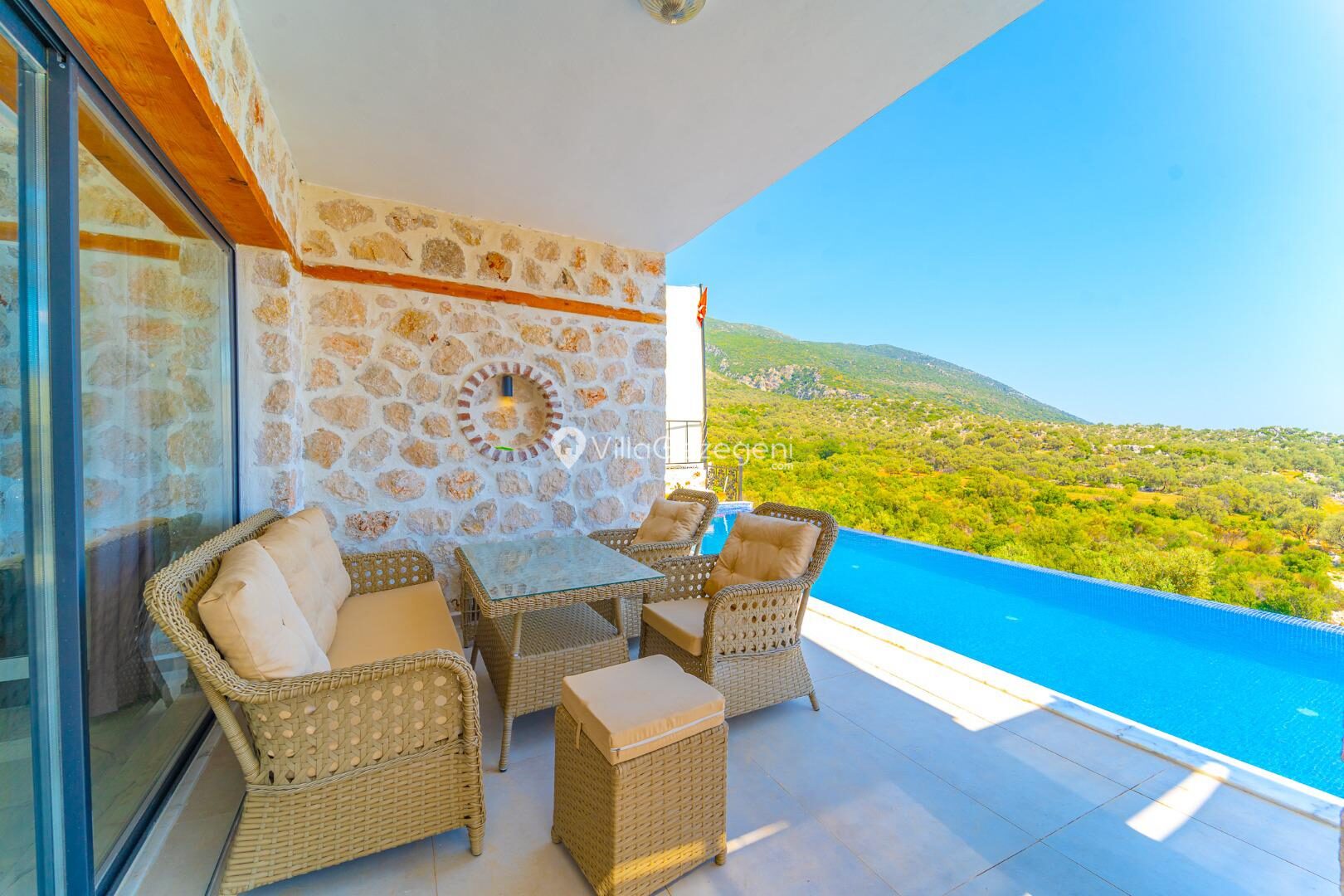 Villa Ayda — 3