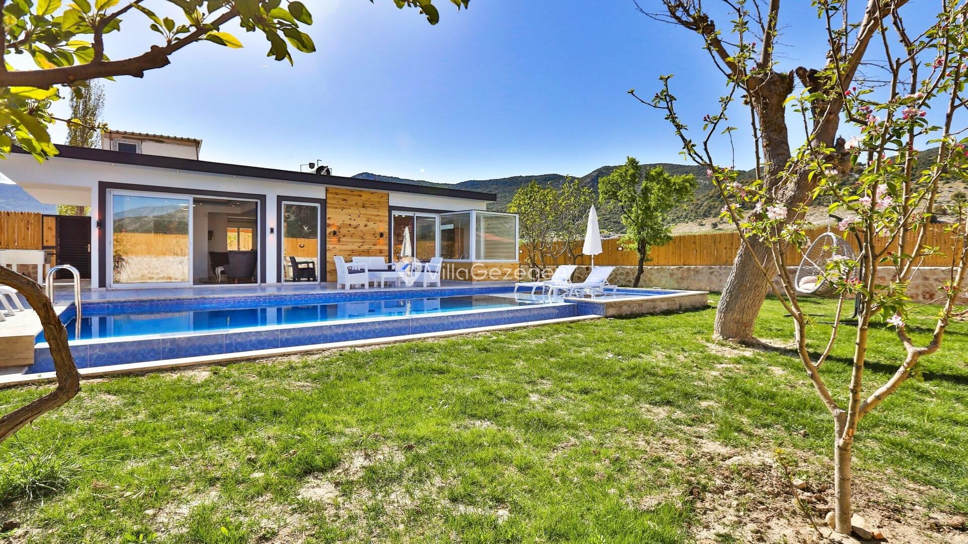 Villa Aylin – Sarıbelen kiralık villa