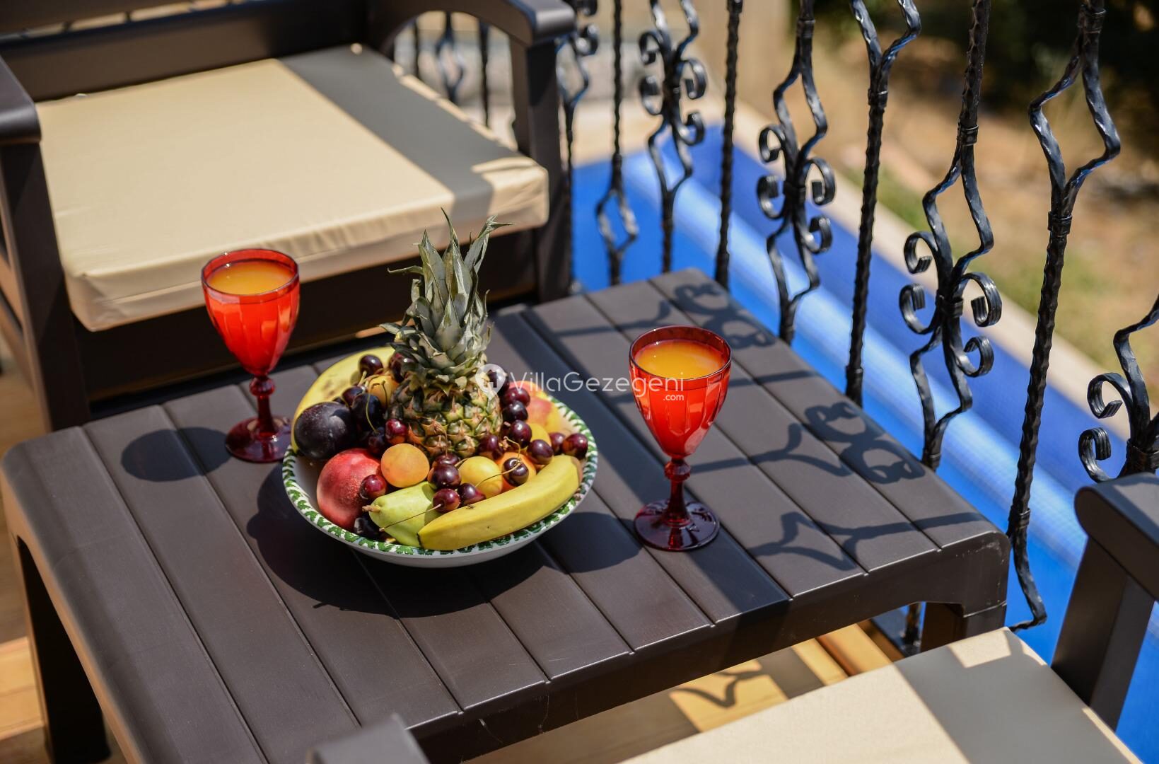 Villa Saten — 36