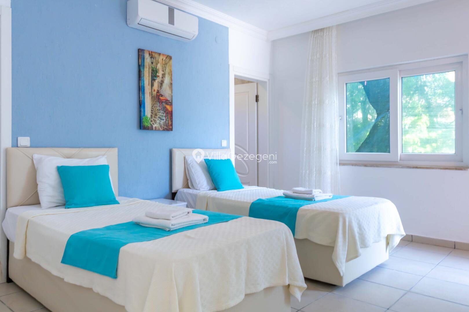 Villa Heves — 36