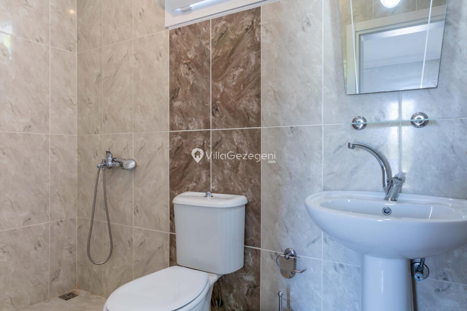 Villa Heves — 48