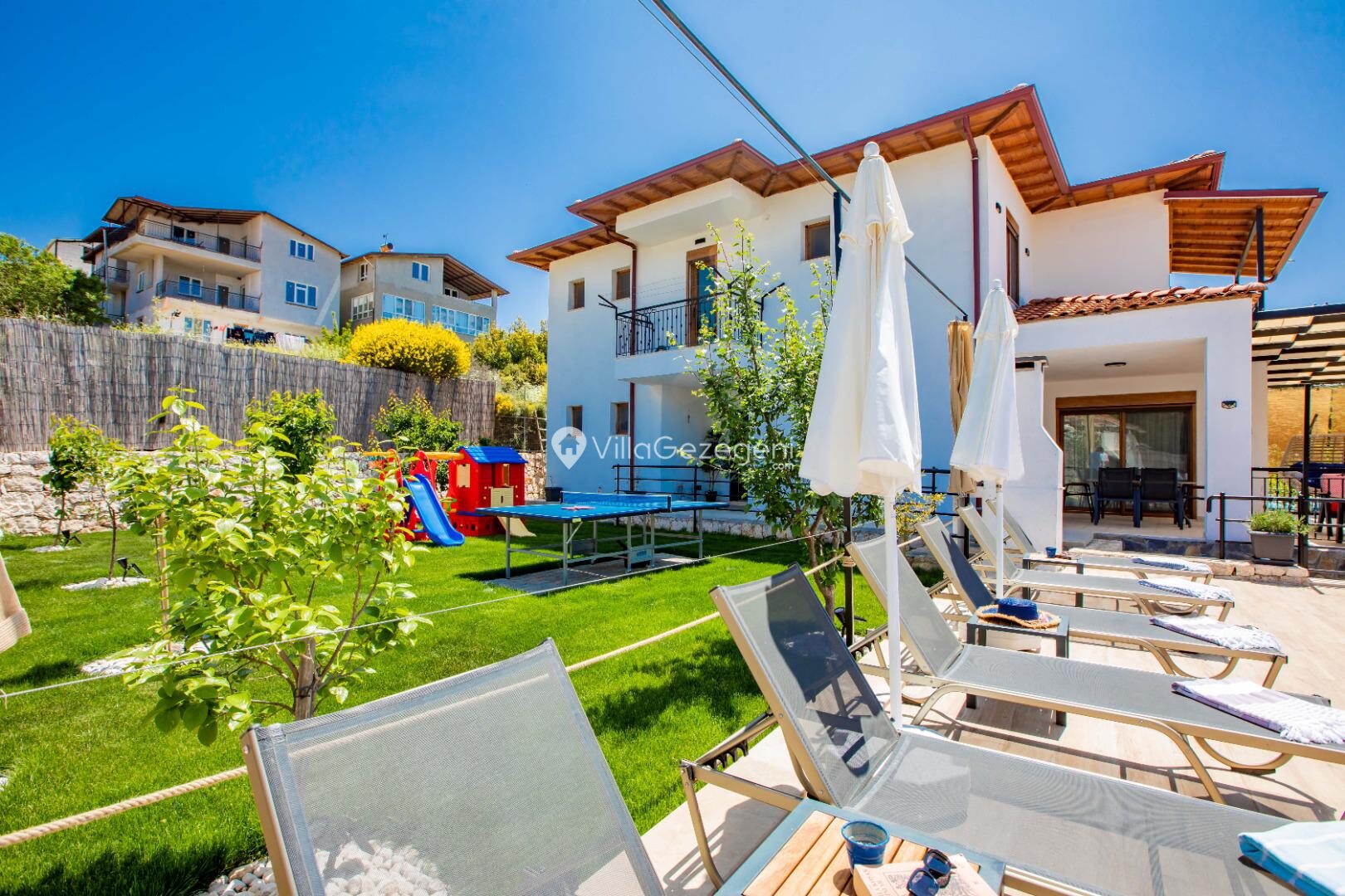 Villa Daphne — 9