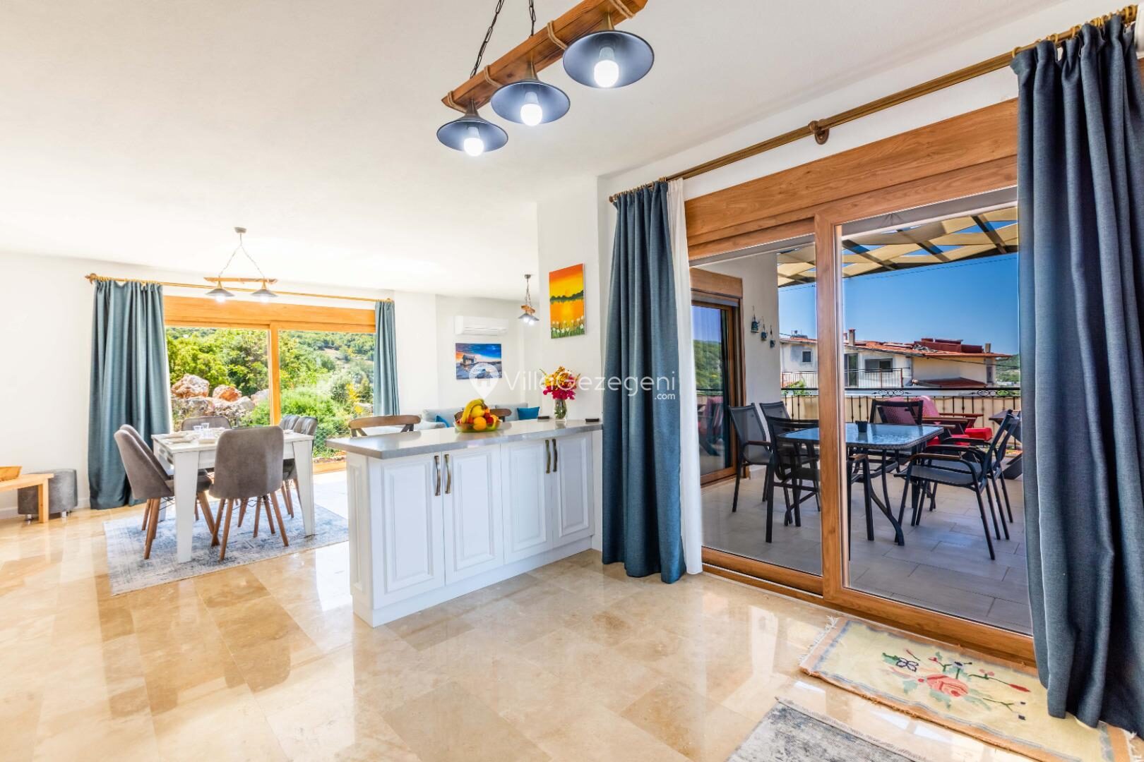 Villa Daphne — 38