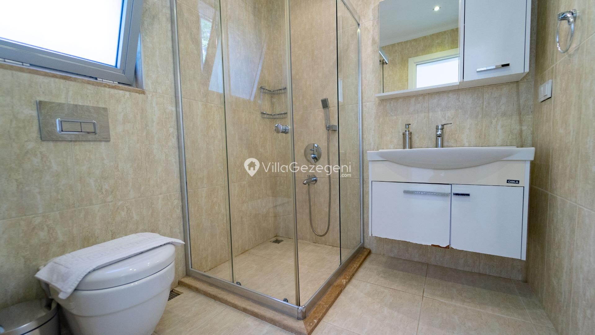 Villa Lina Banyo 2 – Üzümlü kiralık villa