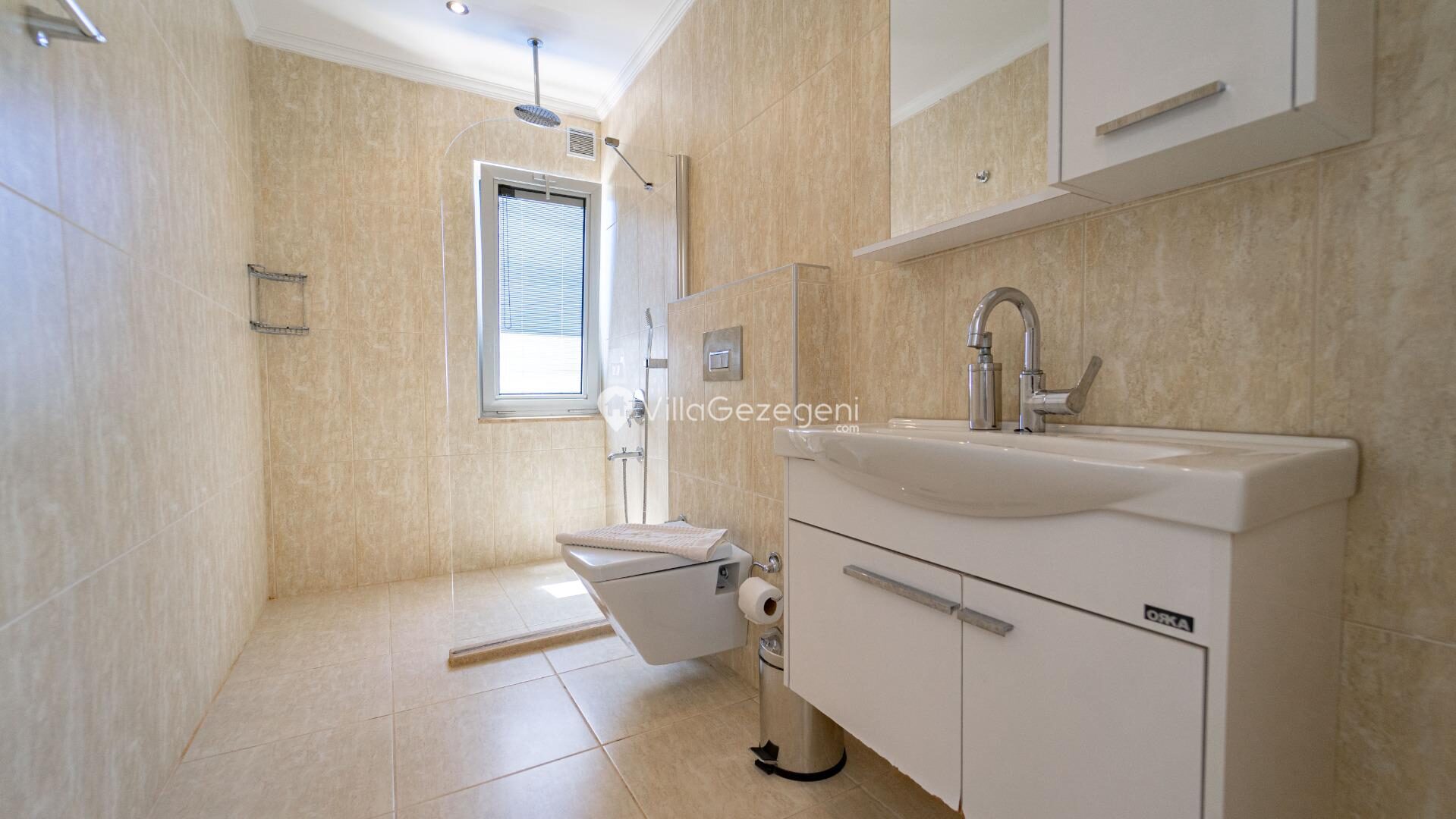 Villa Lina Banyo 3 – Üzümlü kiralık villa