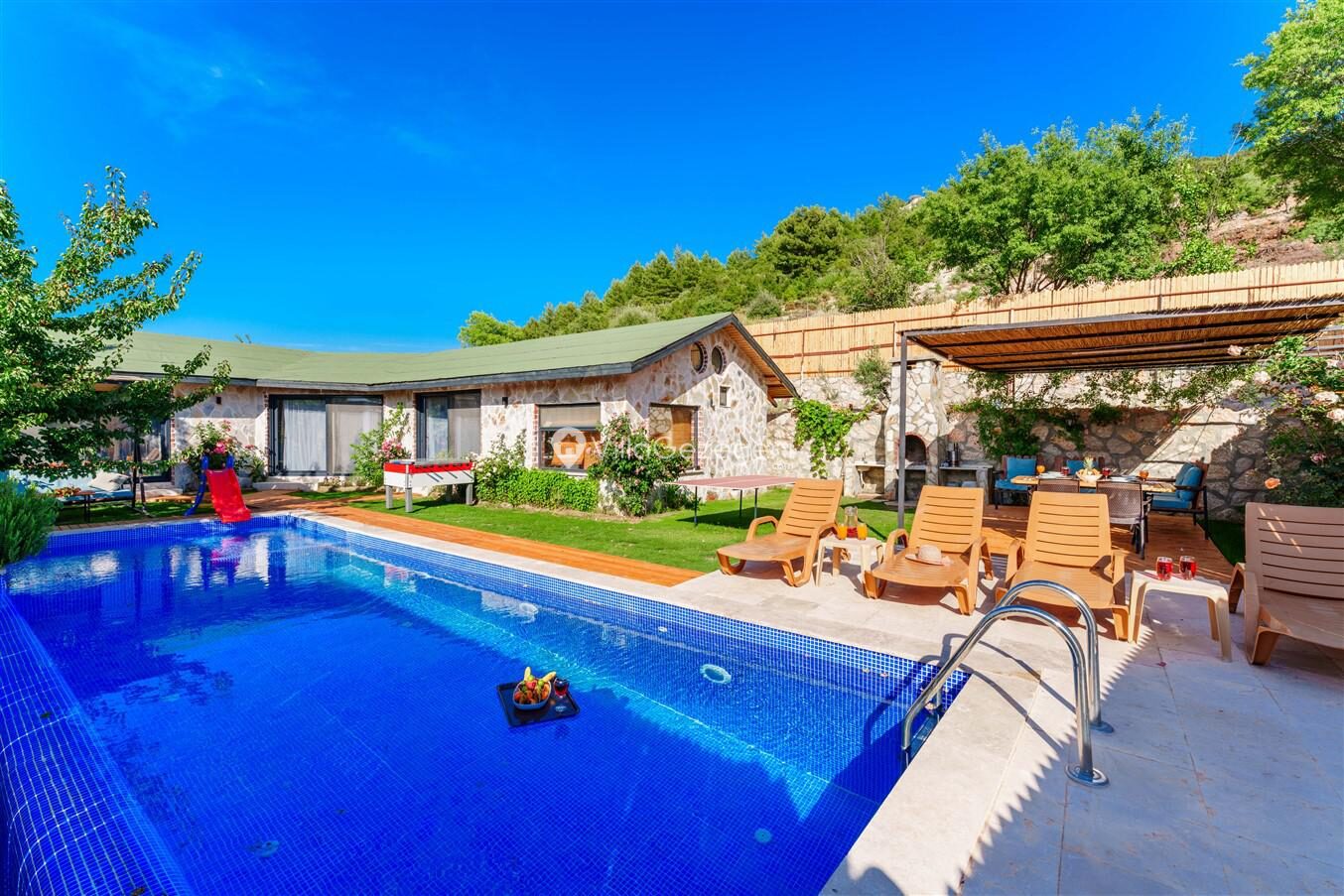 Villa Akbaş 1 — 3