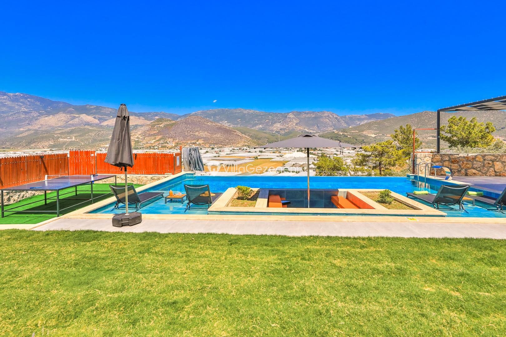 Villa Glass House — 7