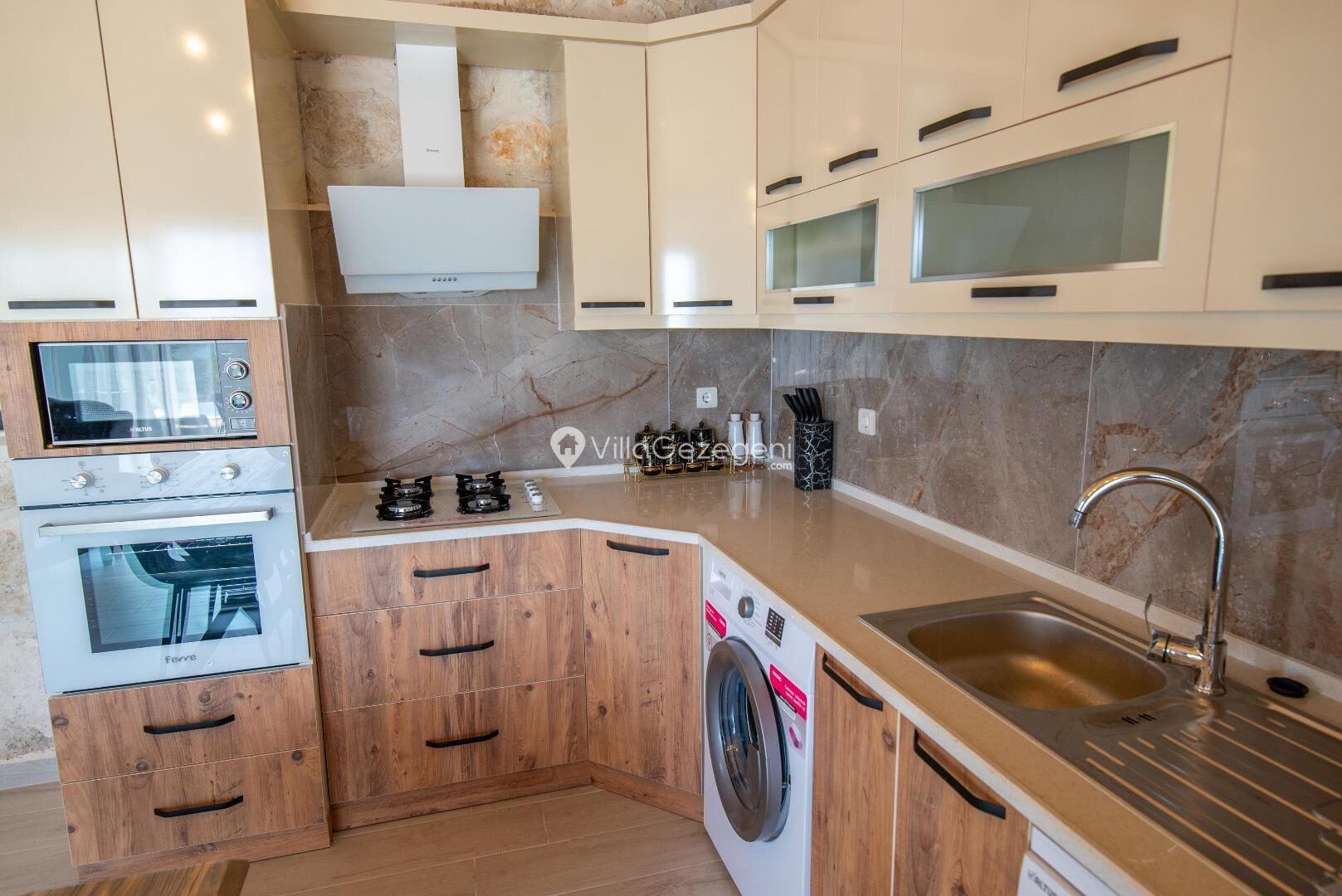 Villa Beyina — 12