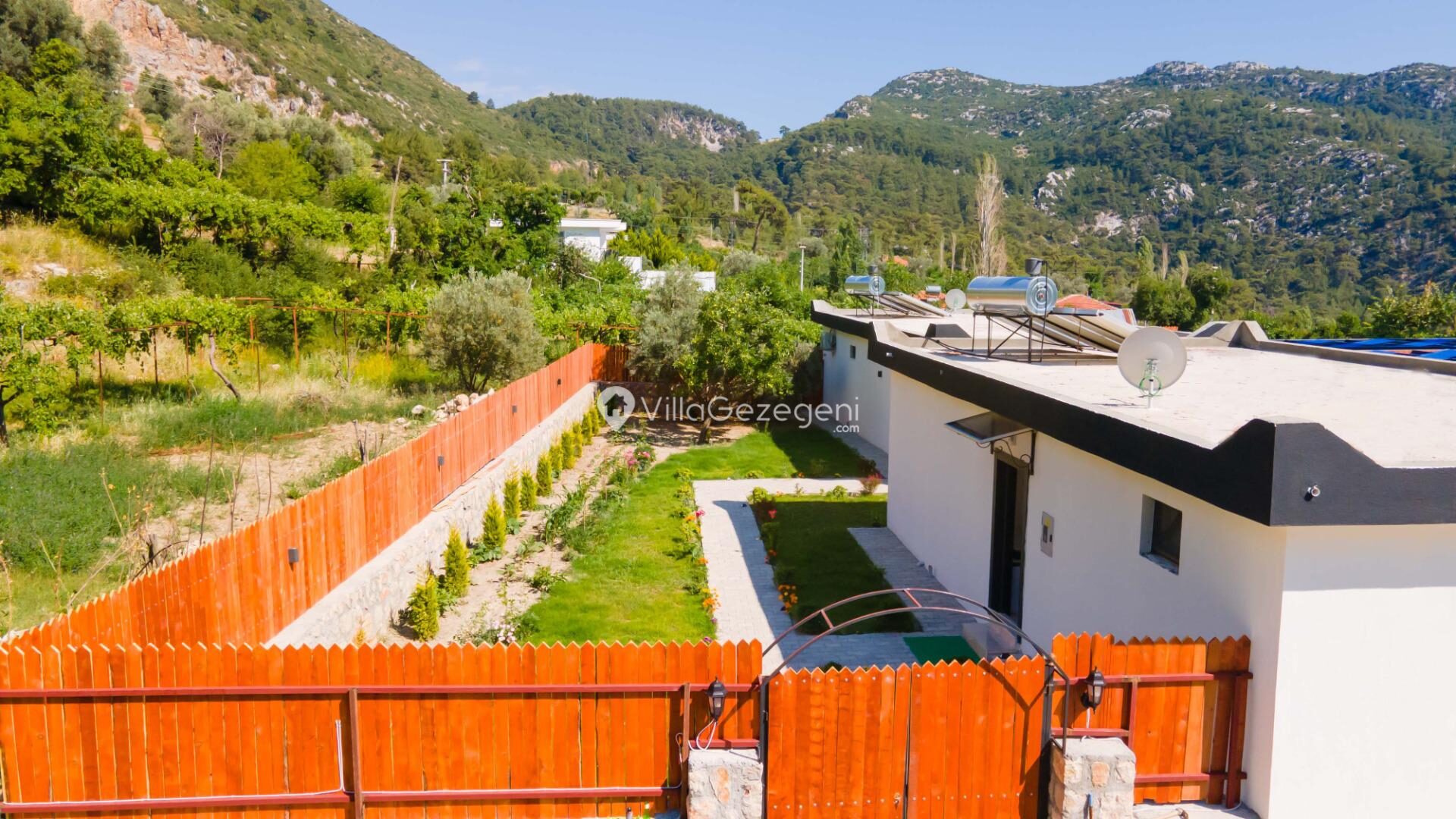 Villa Ayaz Uno — 11