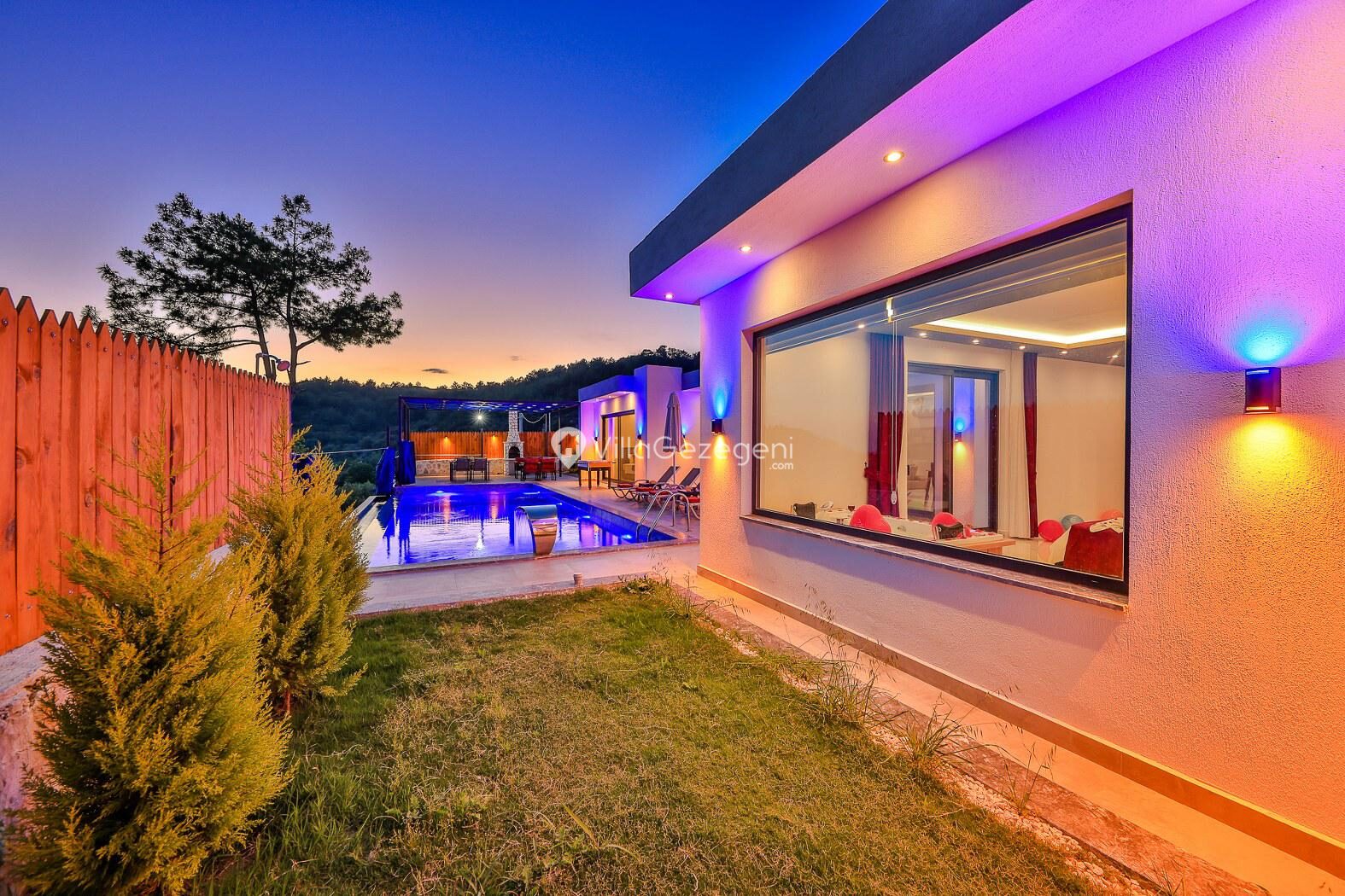 Villa Karnaval — 5