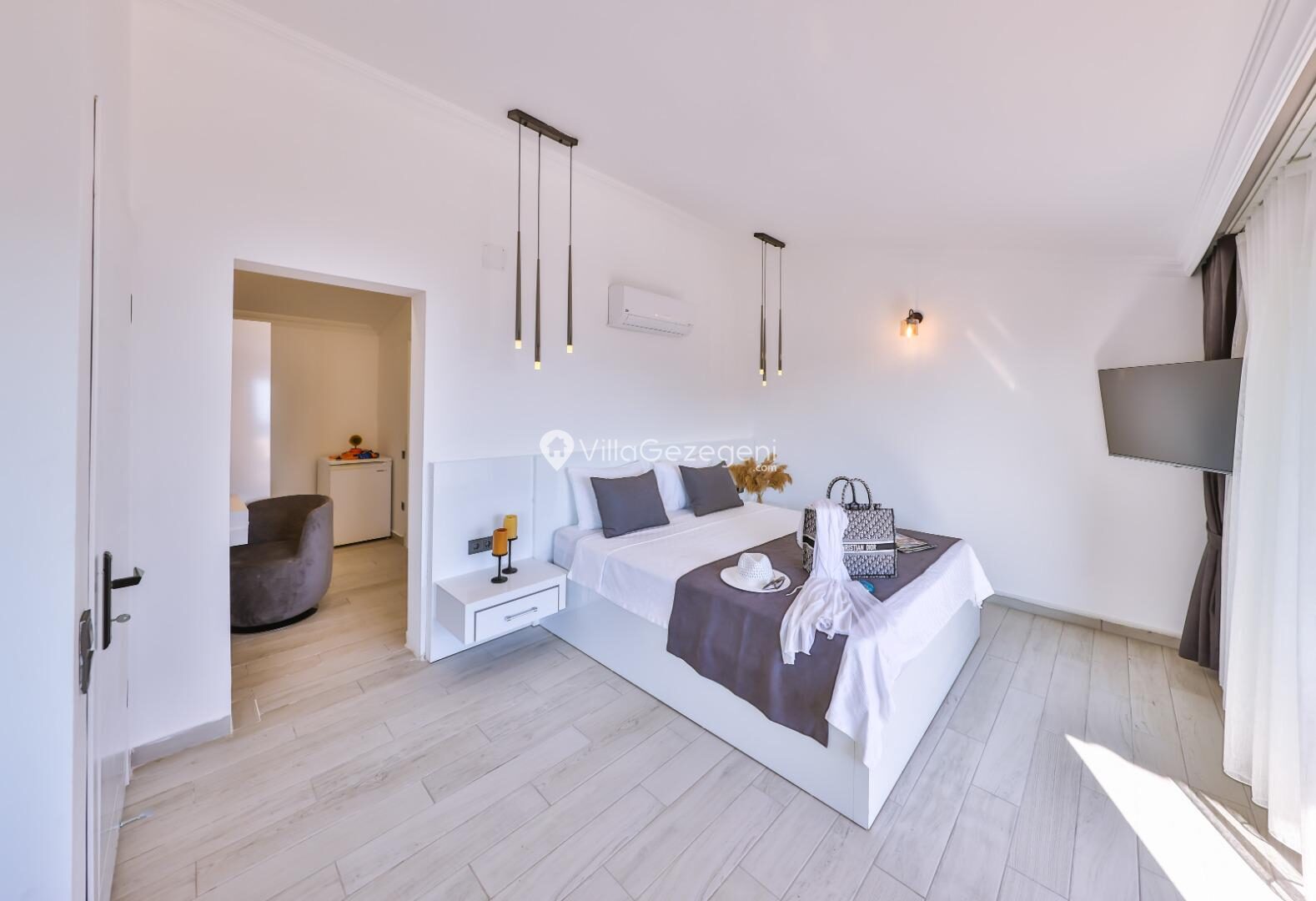 Villa Parle — 72