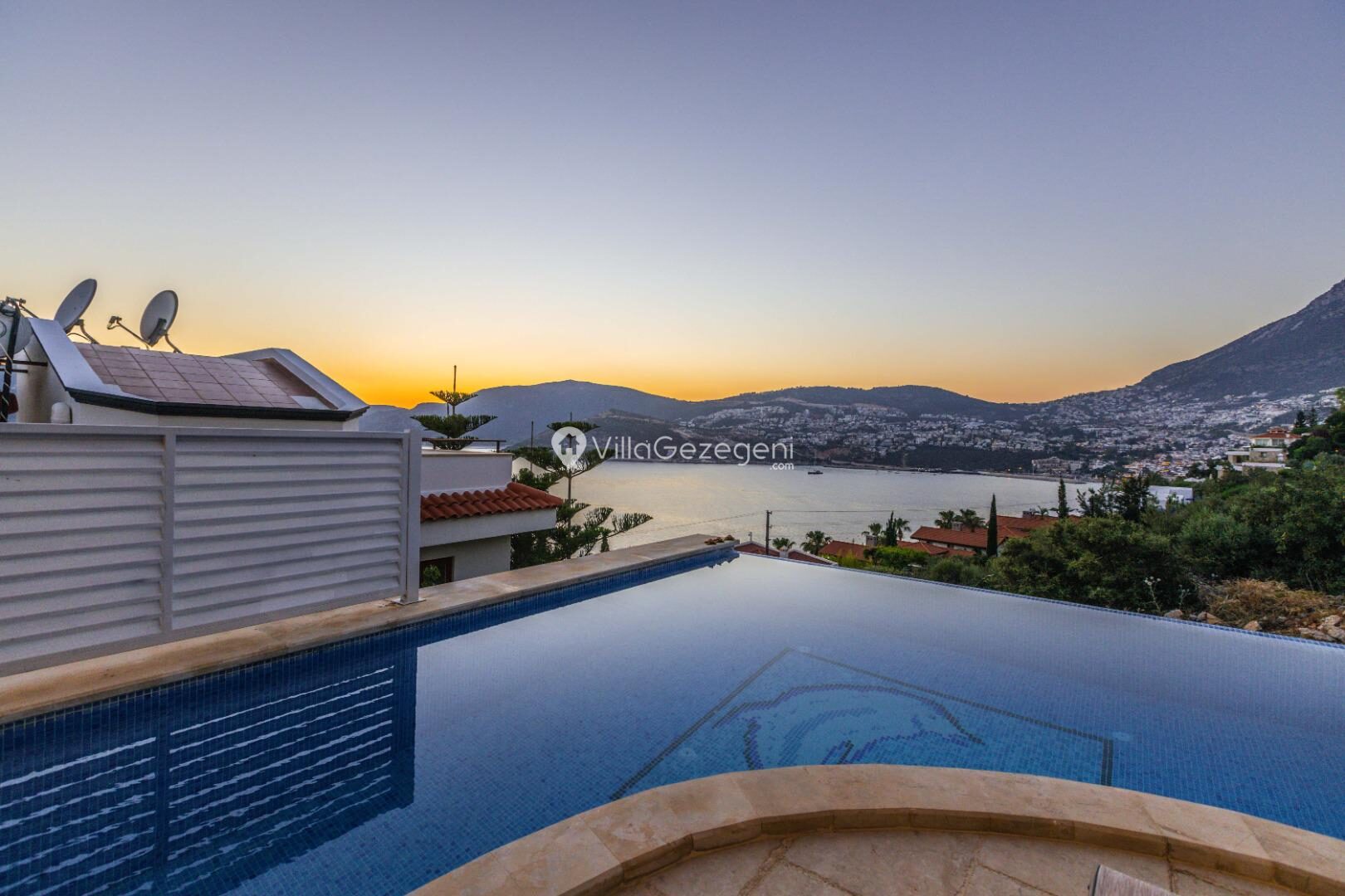 Villa Everes — 71