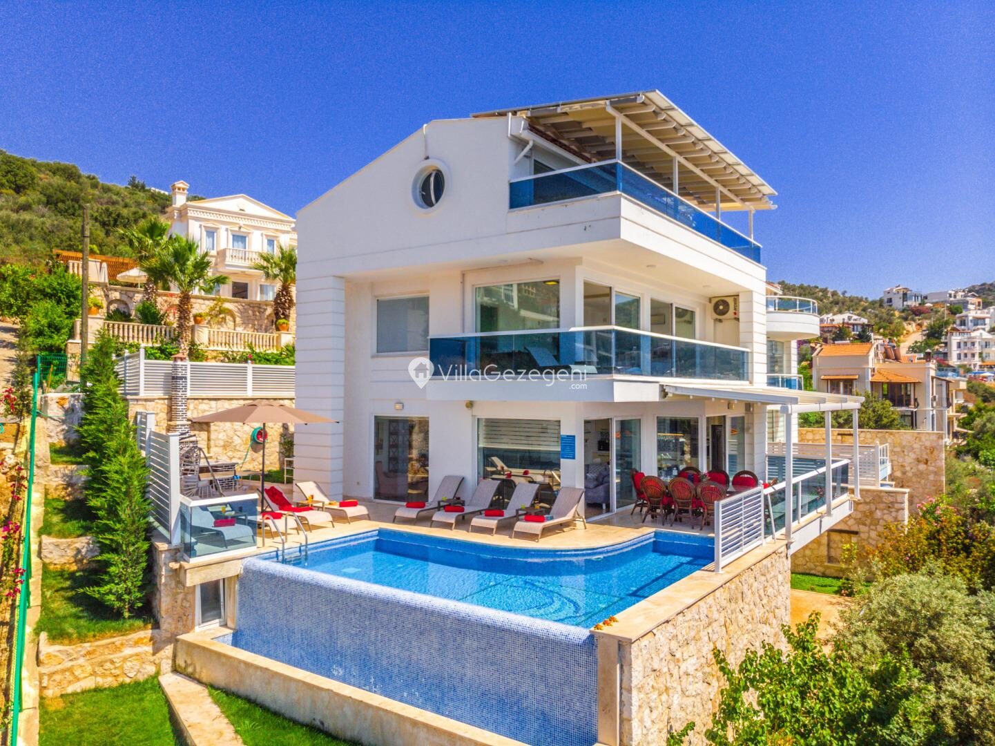 Villa Everes — 98