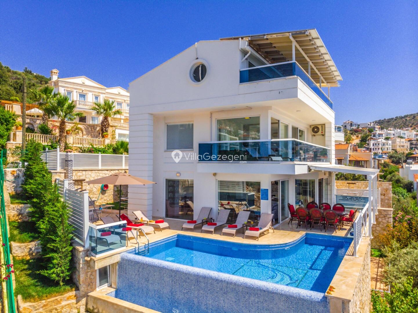 Villa Everes — 99