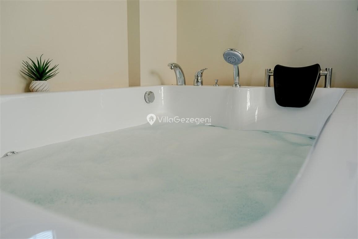 Villa Taliam – Çukurbağ kiralık villa