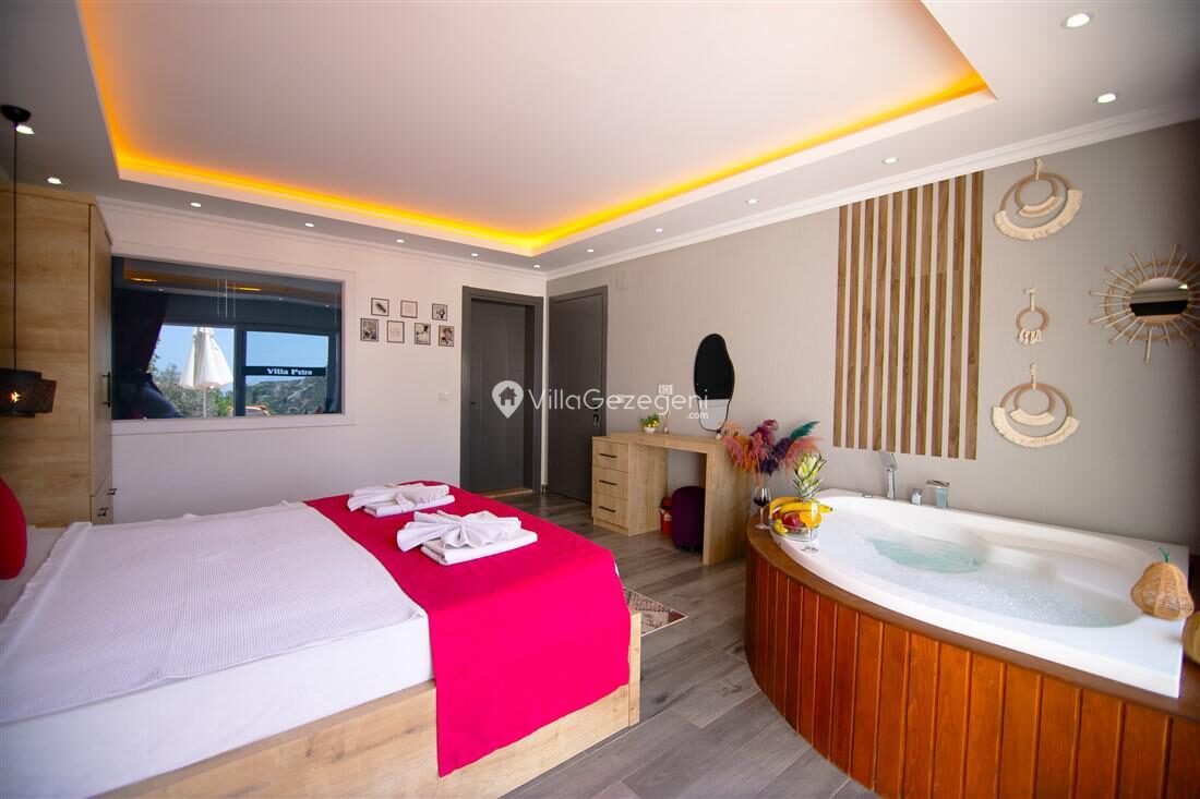 Villa Petra — 39