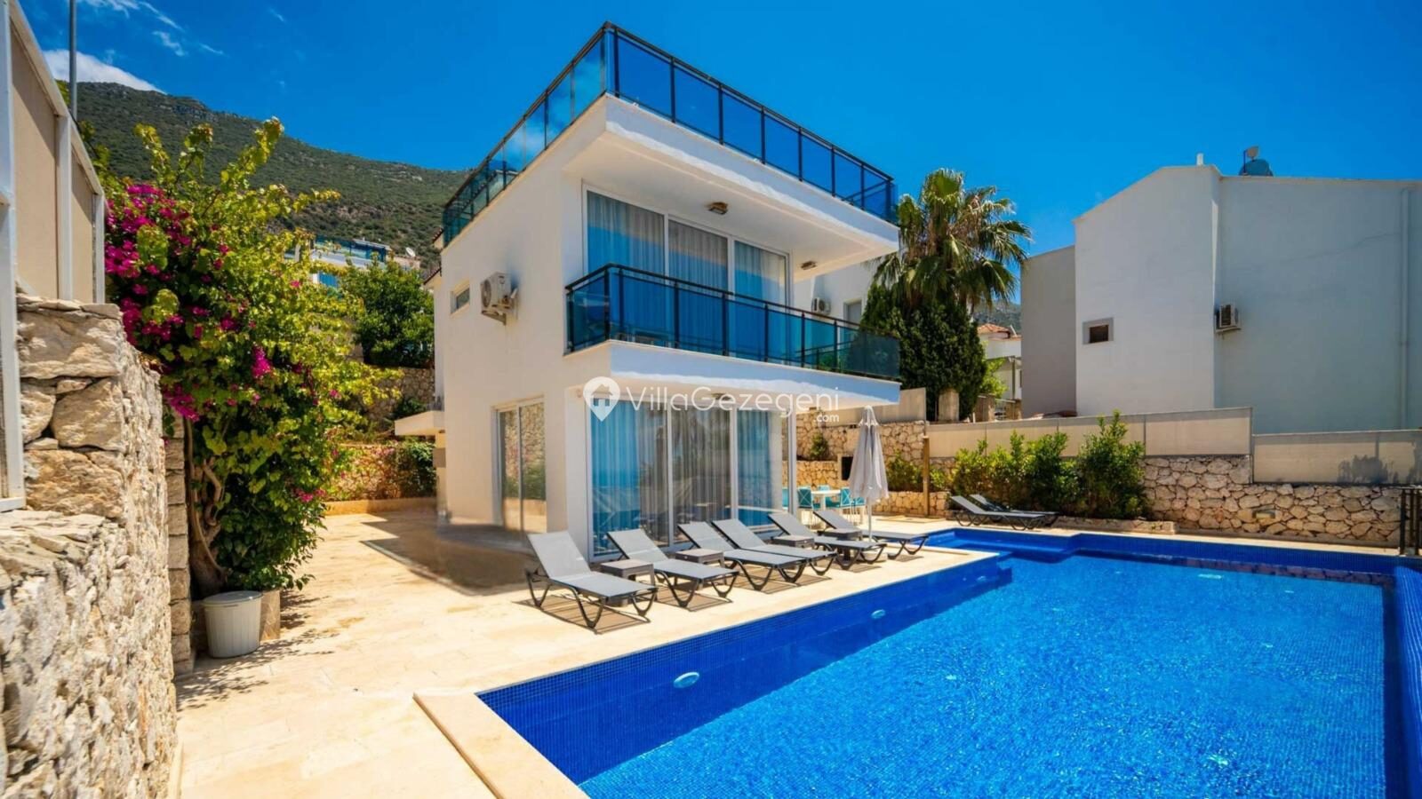 Villa Trios – Kızıltaş kiralık villa