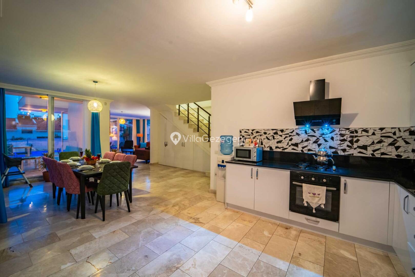 Villa Trios — 13