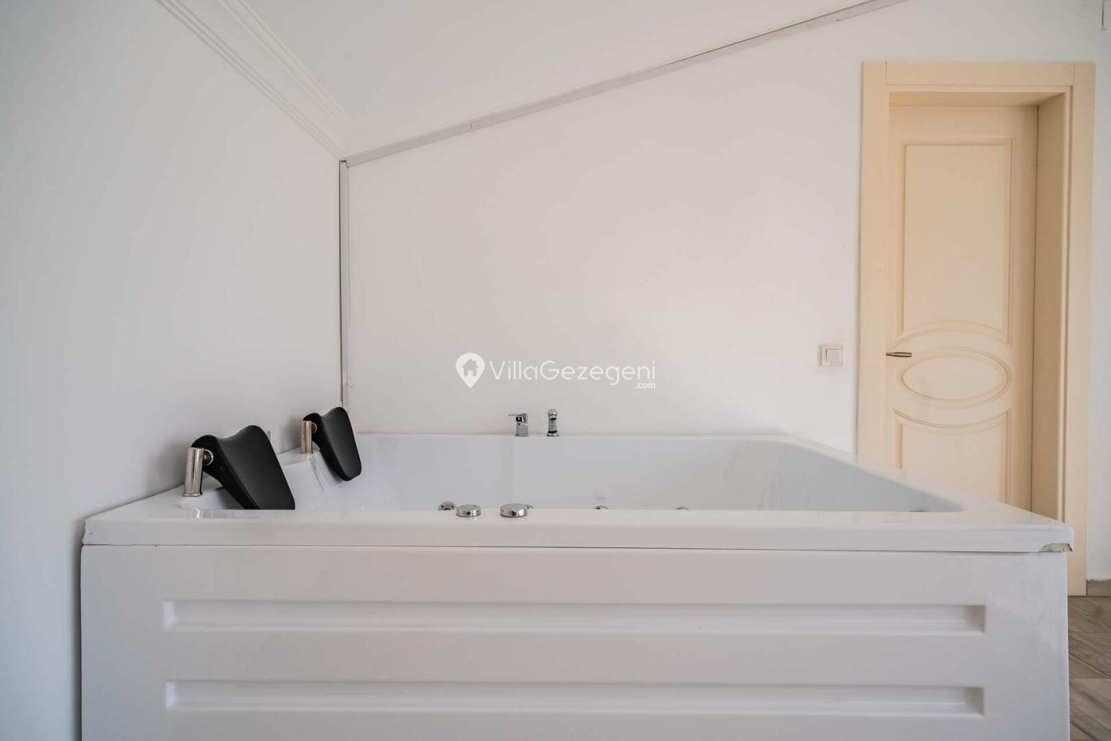 Villa Platos – Kızıltaş kiralık villa