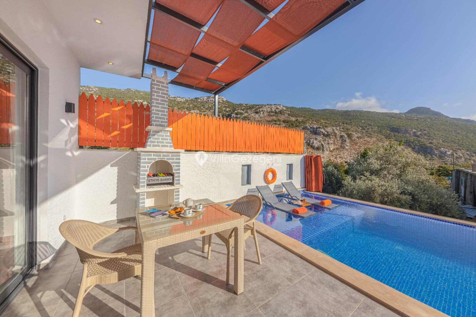 Villa Mevo — 13
