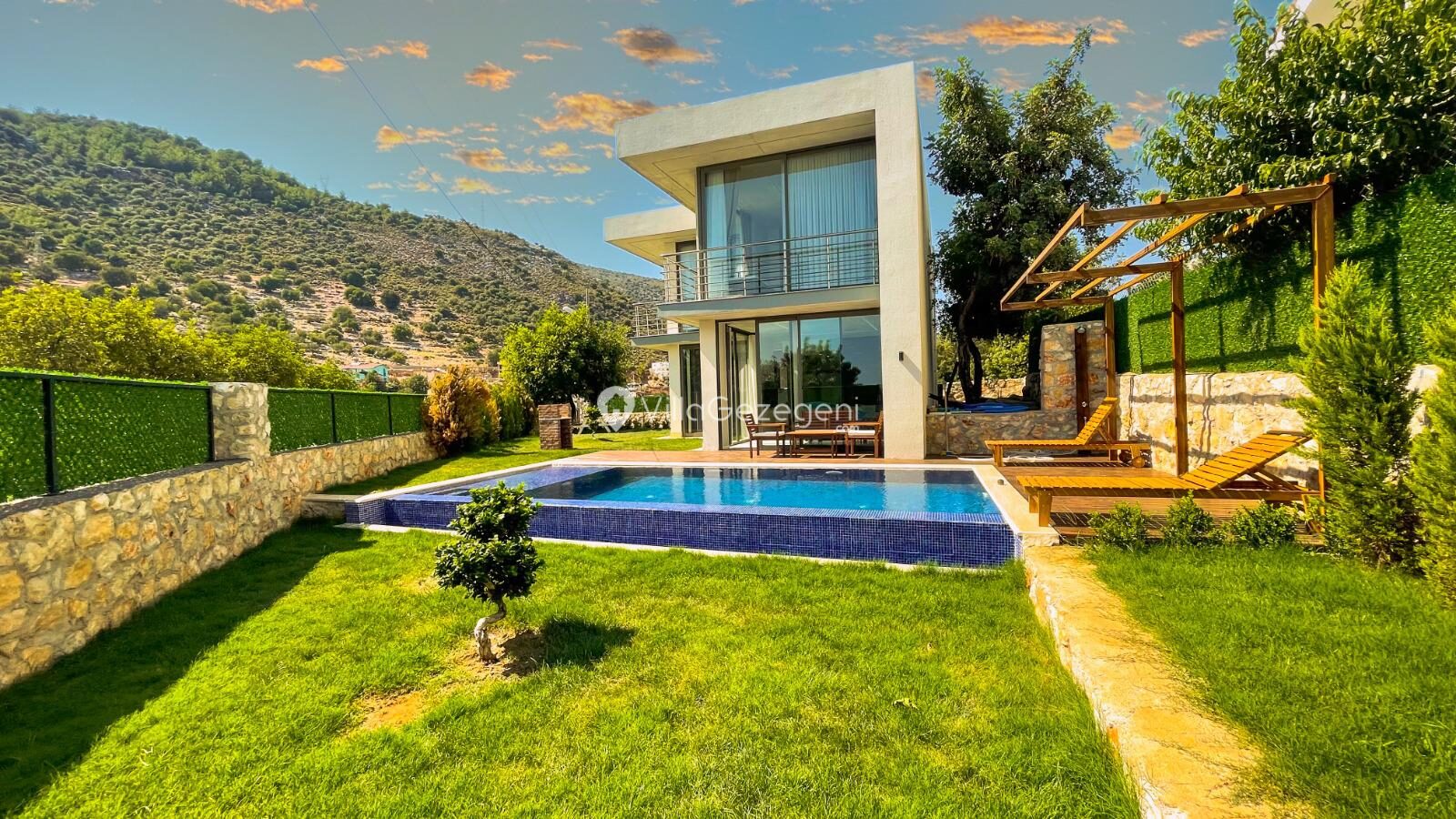Villa Finike — 1