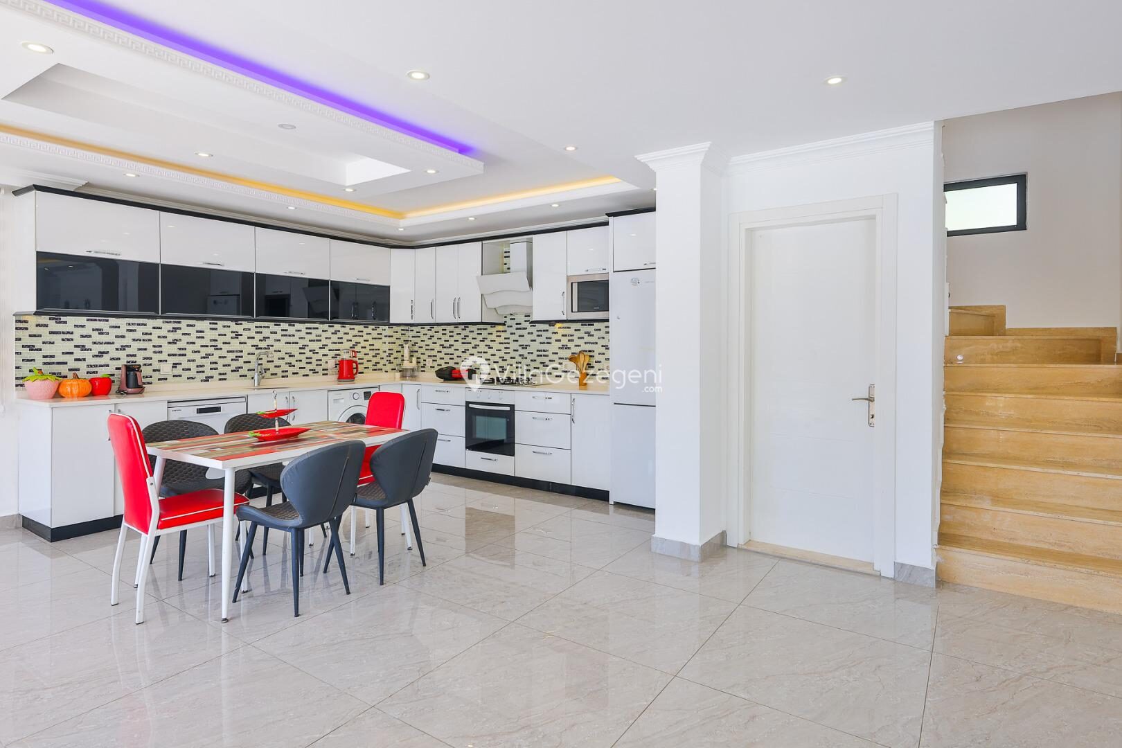 Villa Disney Land Mutfak 1 – İslamlar kiralık villa