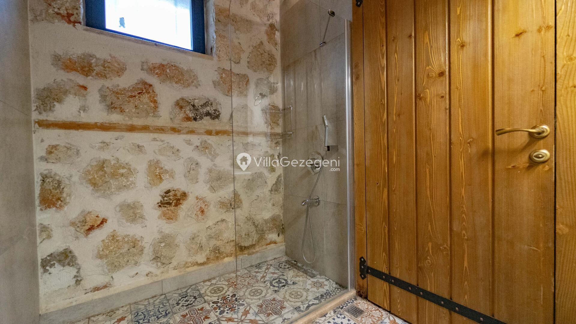 Villa Karen — 34