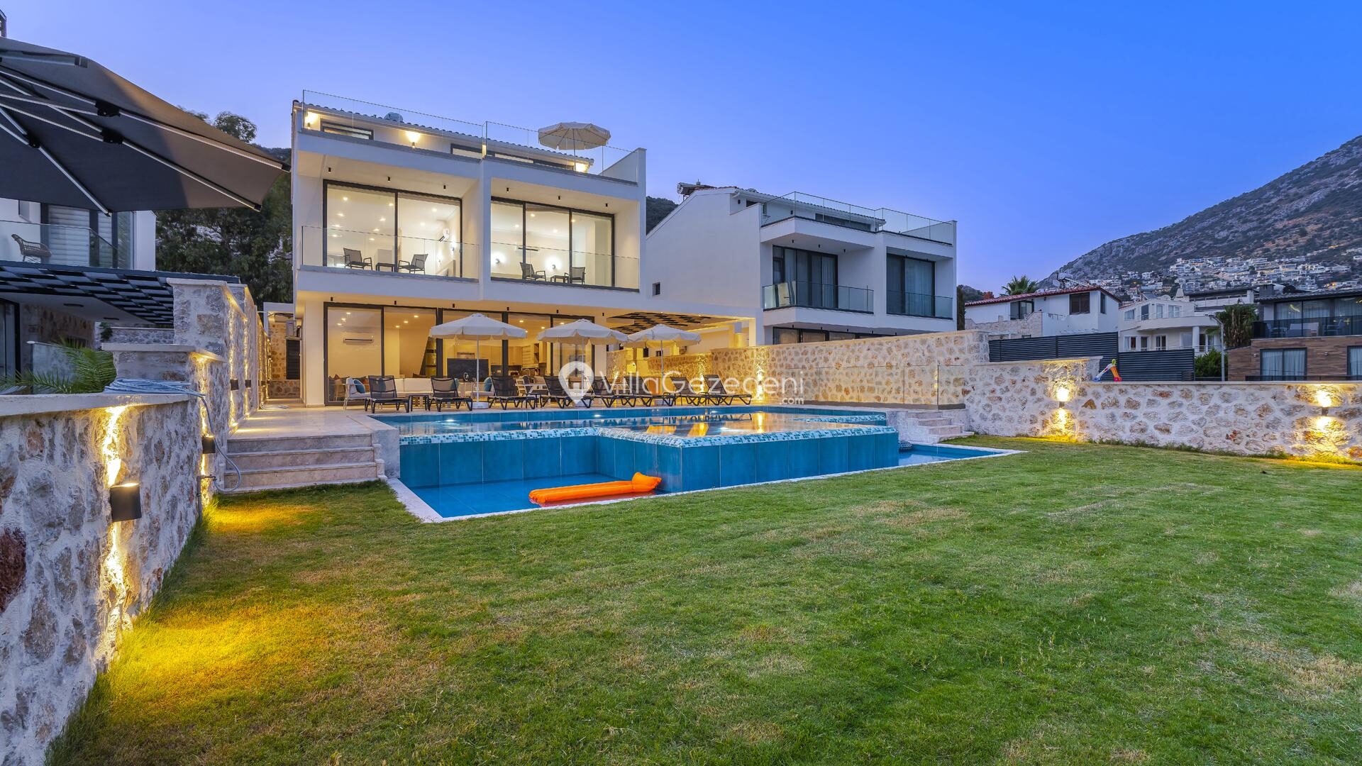 Villa Lion — 15