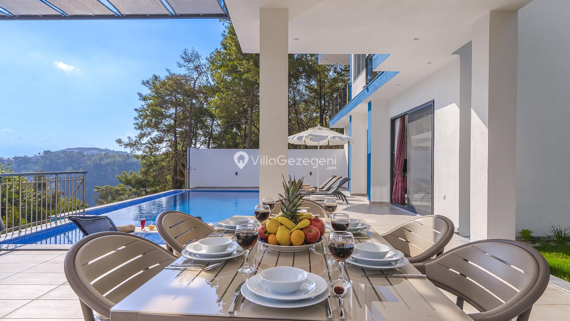 Villa Bozo 2 — 24